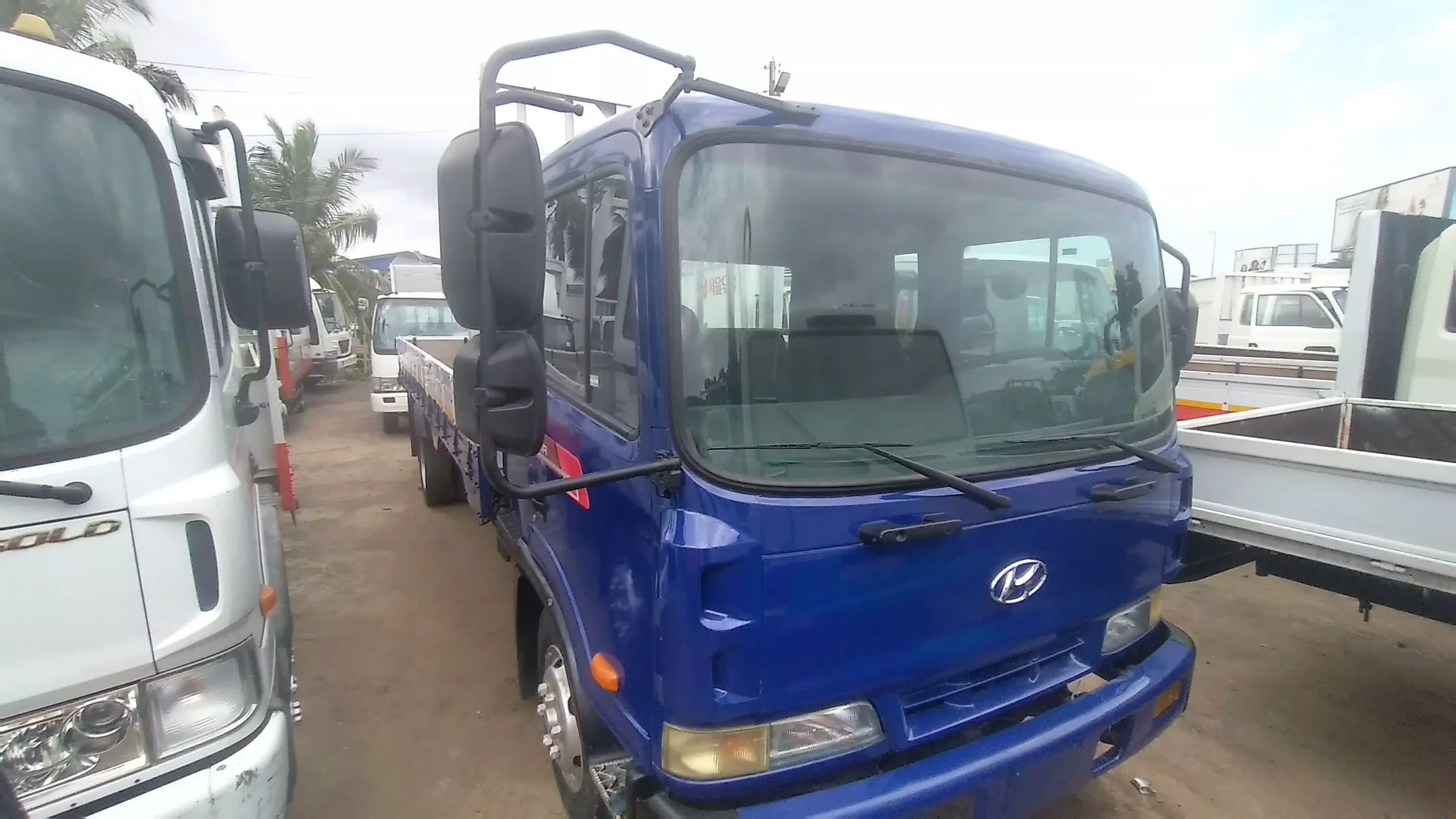 Hyundai HD TRUCK  - 2005