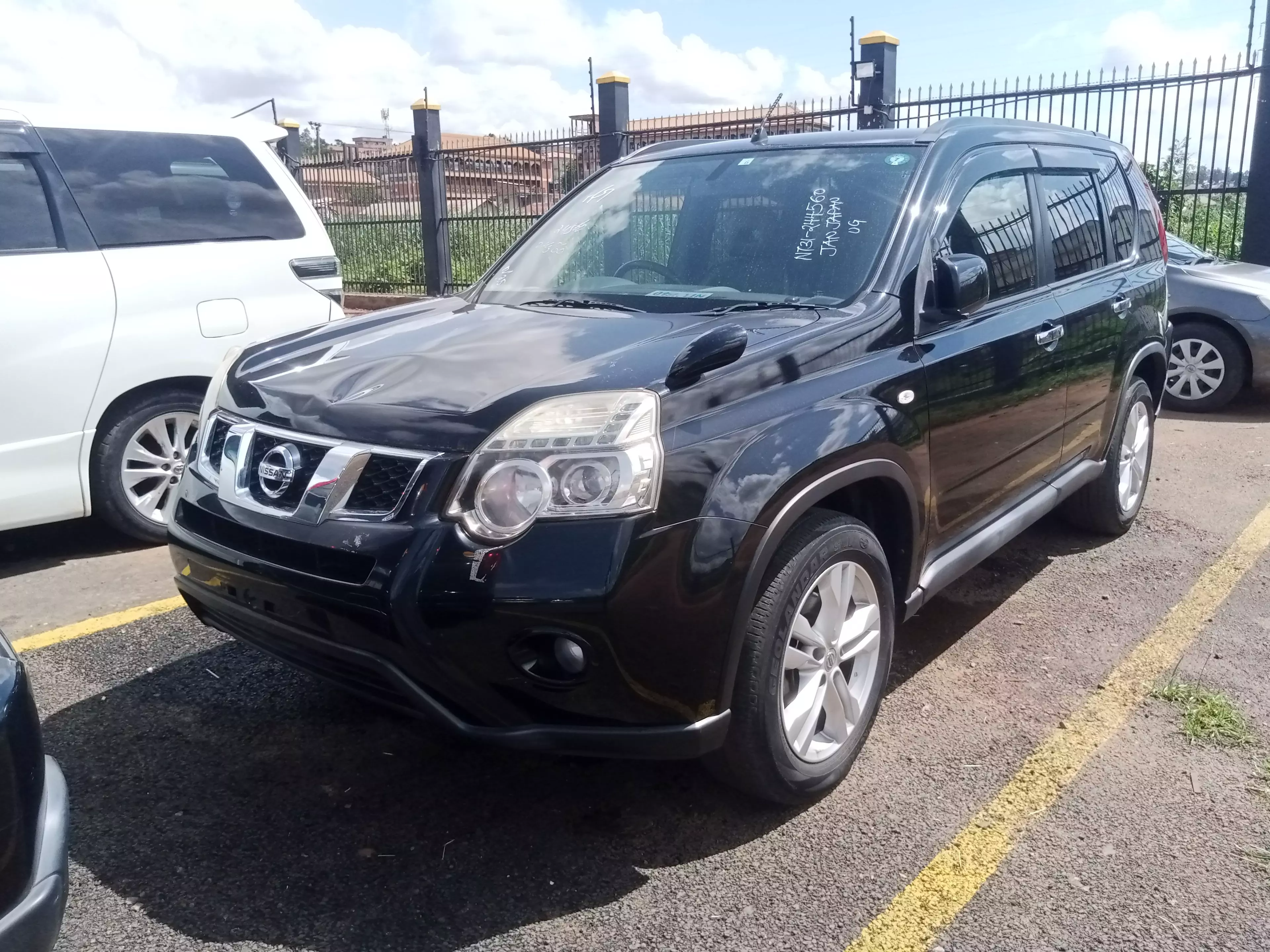 Nissan X-Trail - 2012