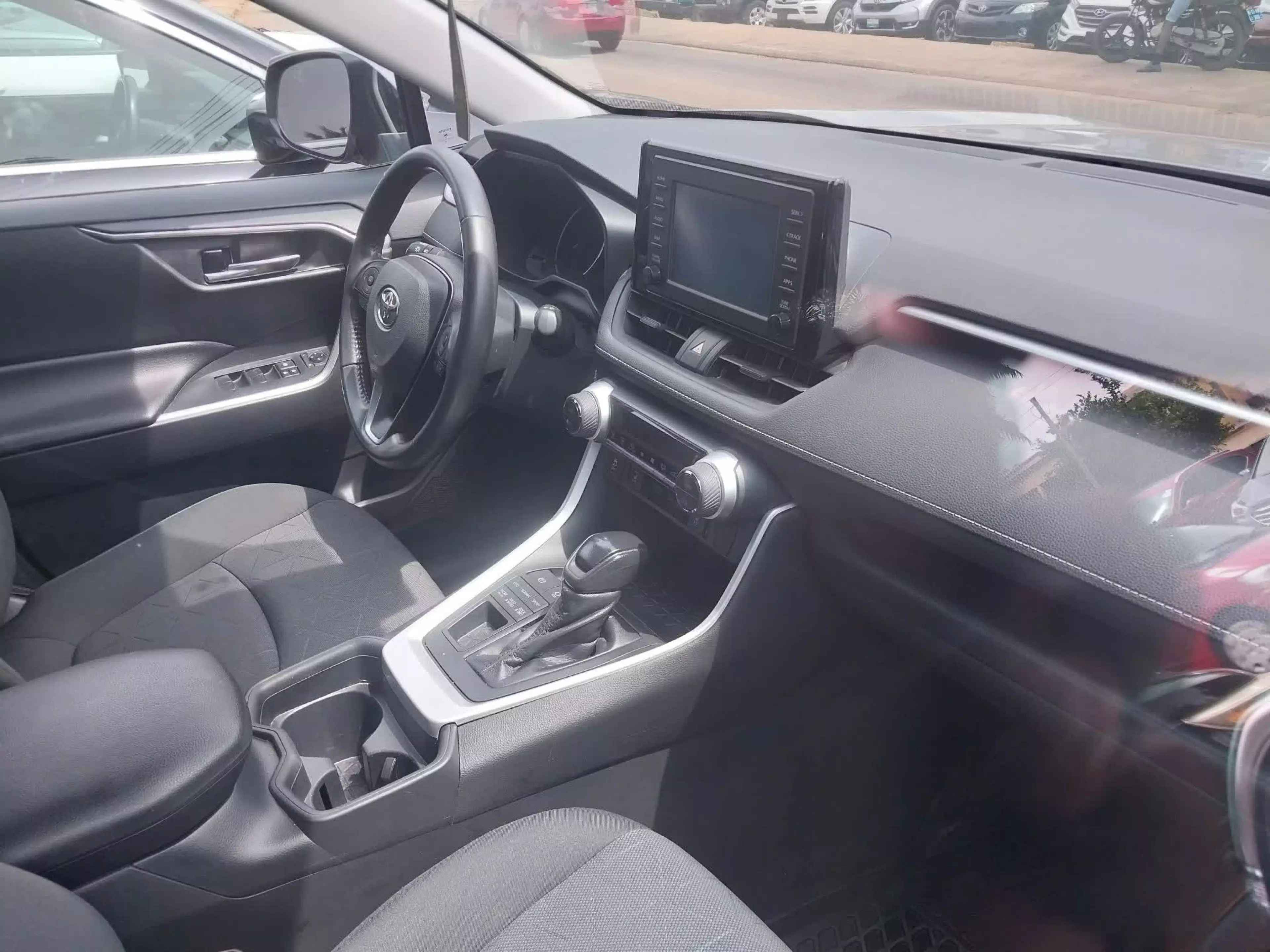 Toyota Highlander   - 2017