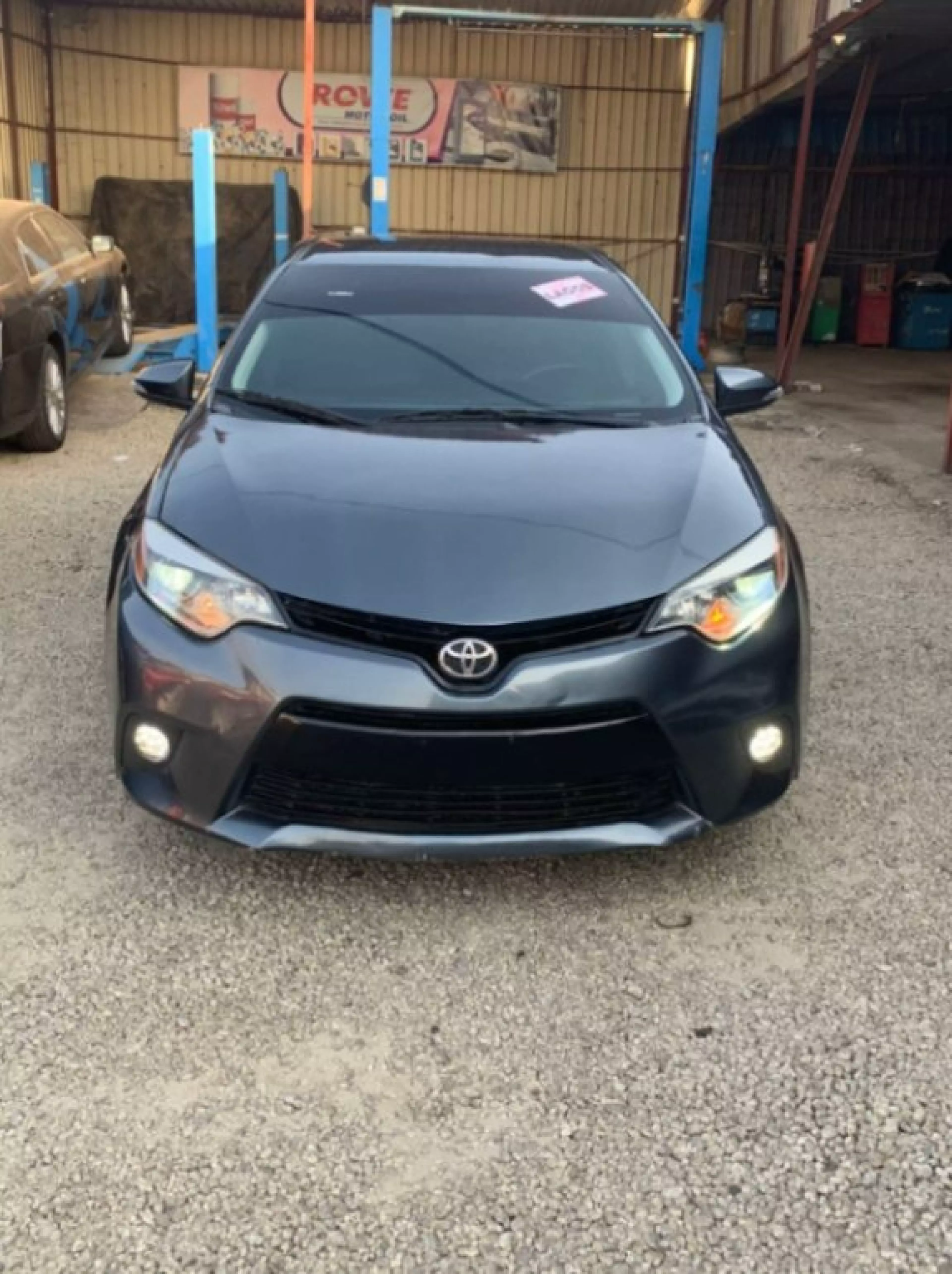 Toyota Corolla - 2015