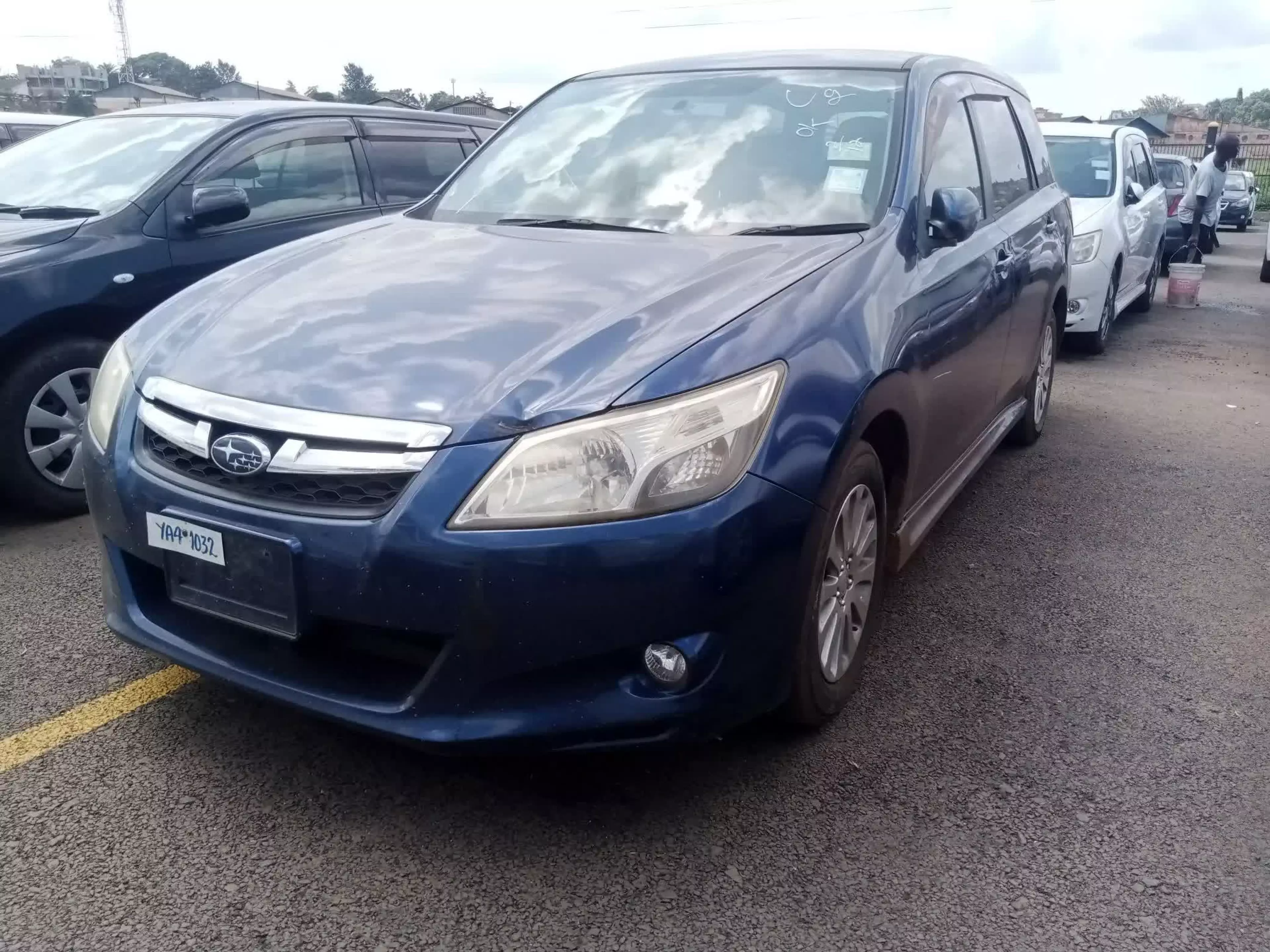 Subaru Exiga    - 2012