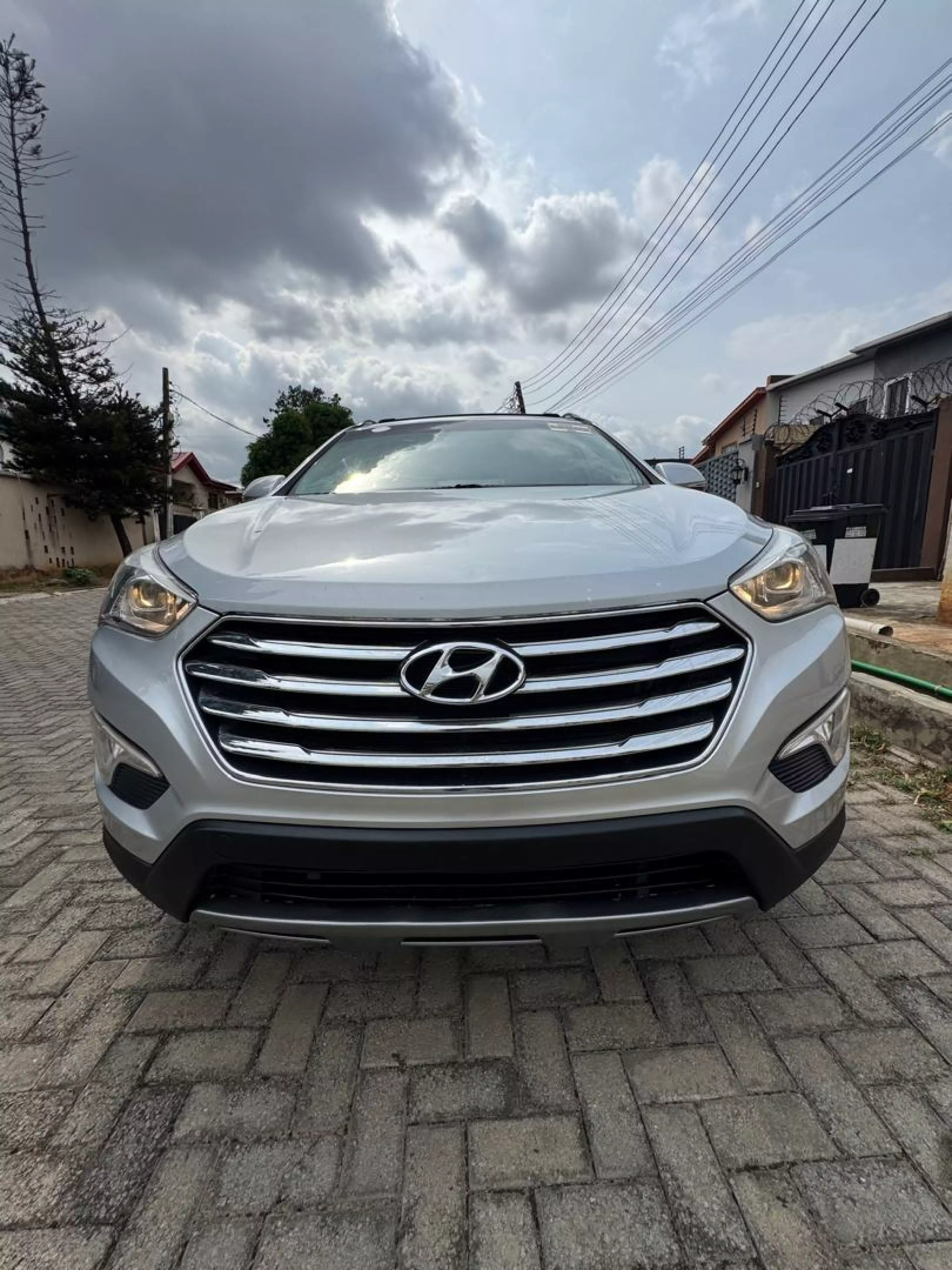 Hyundai Santa Fe - 2016