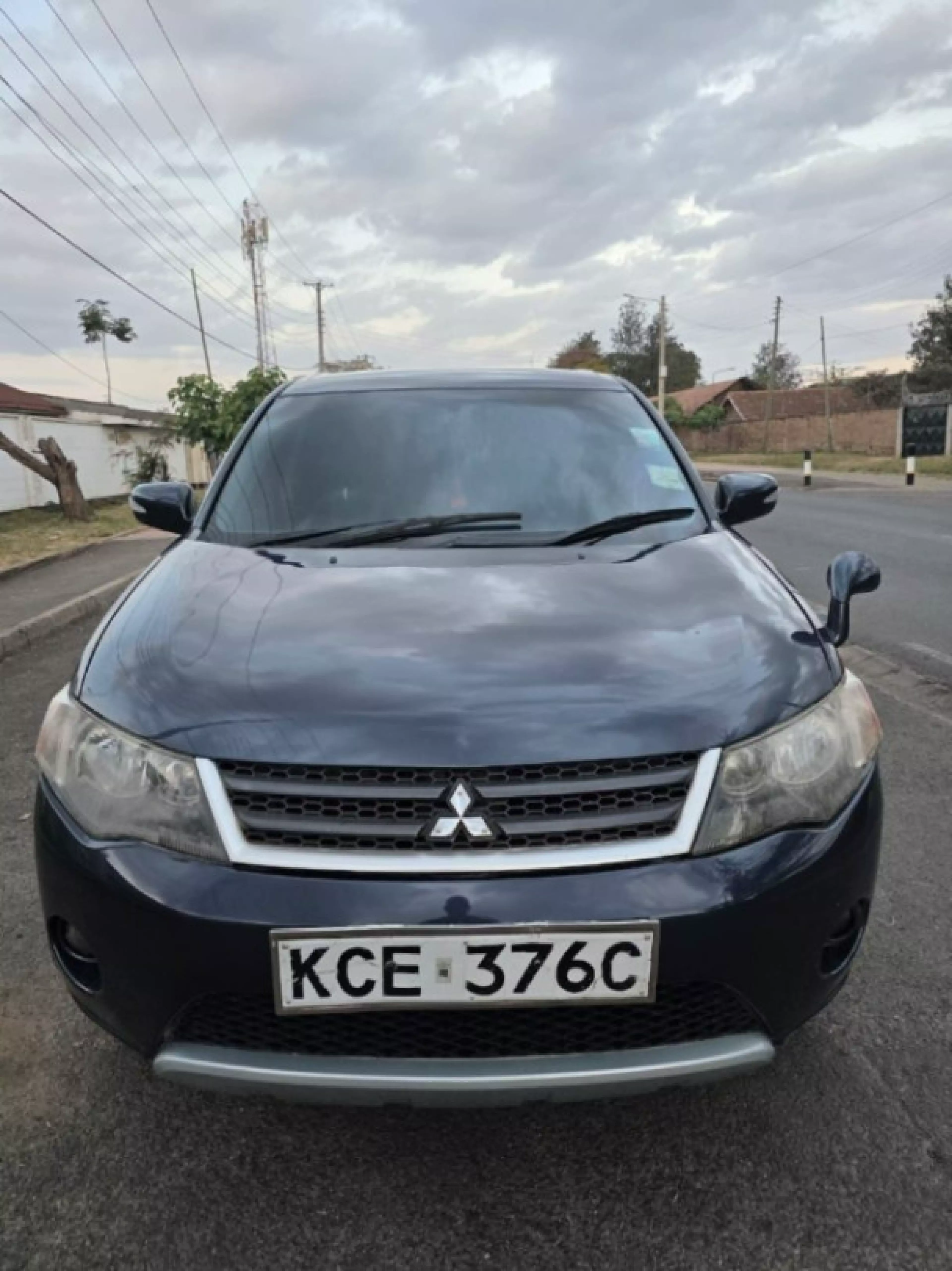 Mitsubishi OUTLANDER - 2008