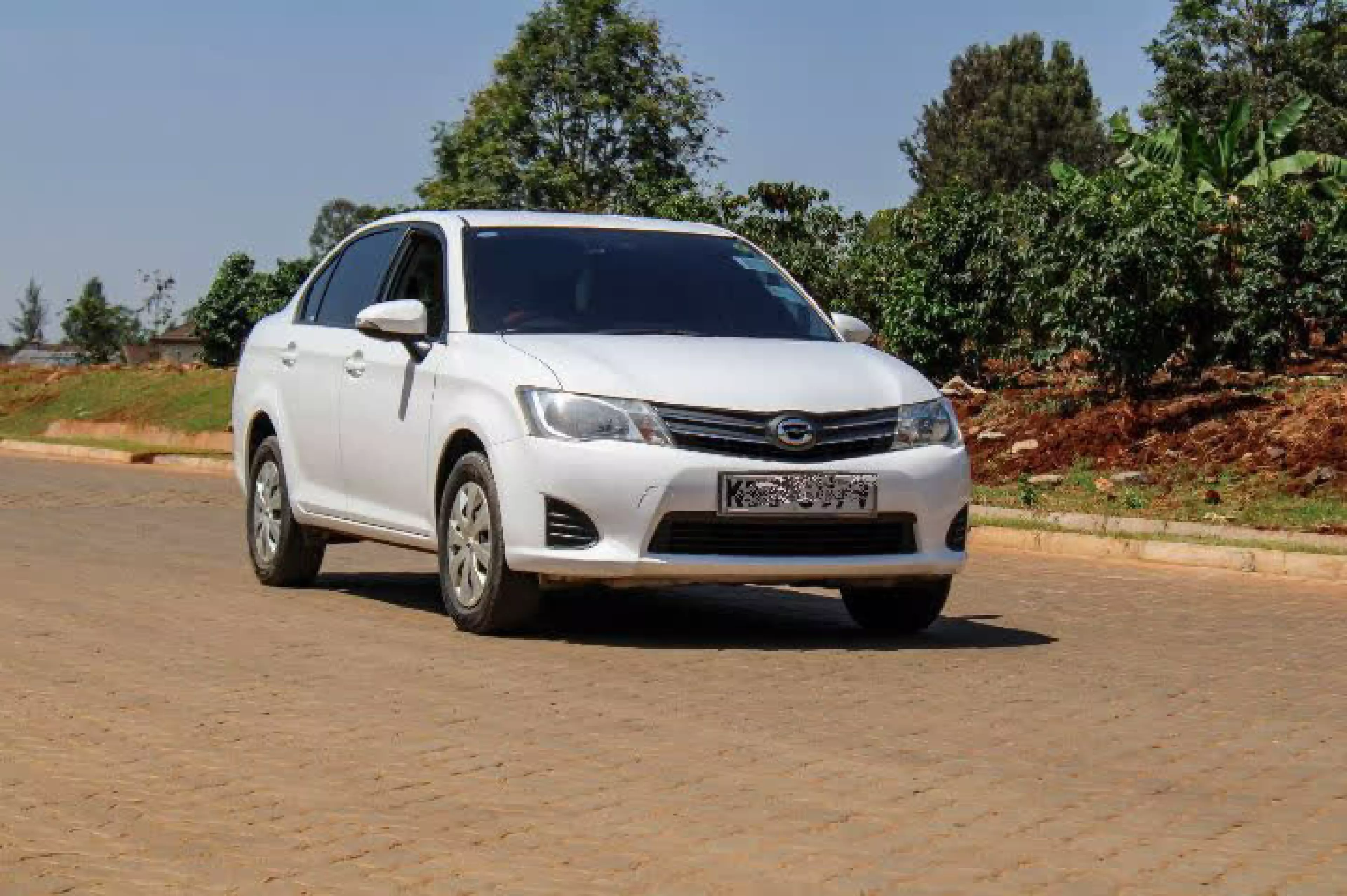 Toyota Axio  - 2014