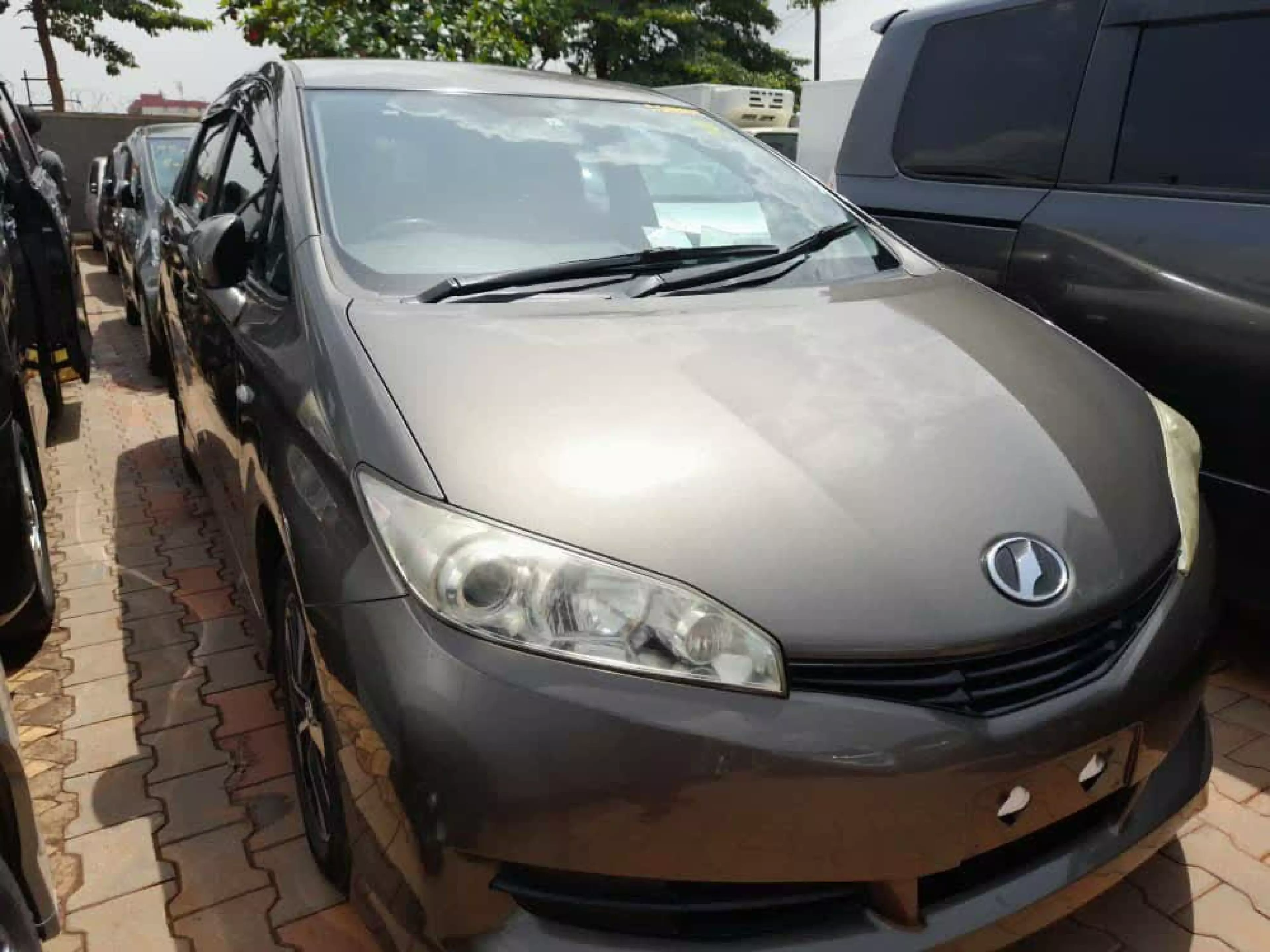 Toyota Wish - 2009