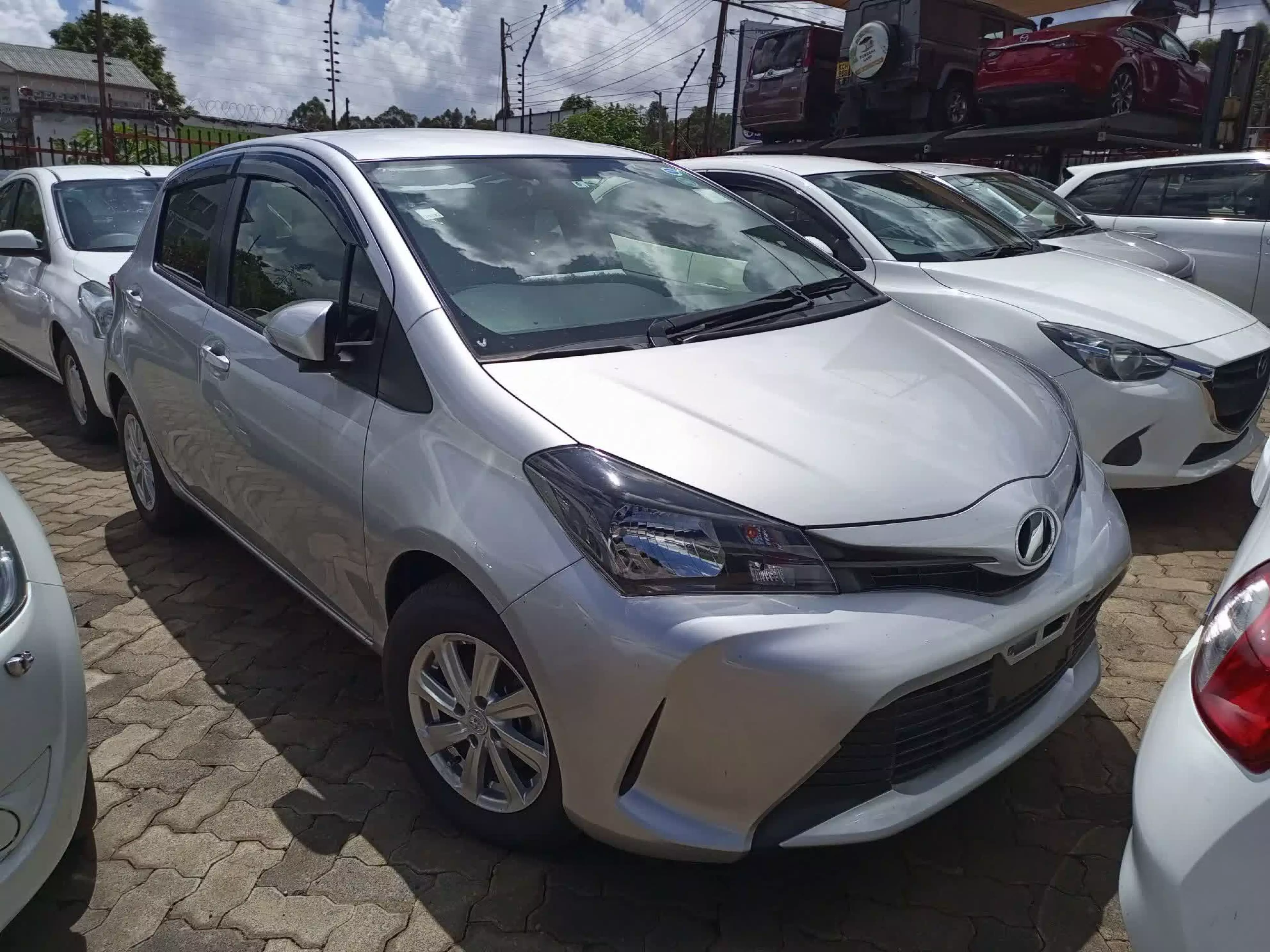 Toyota Vitz - 2016