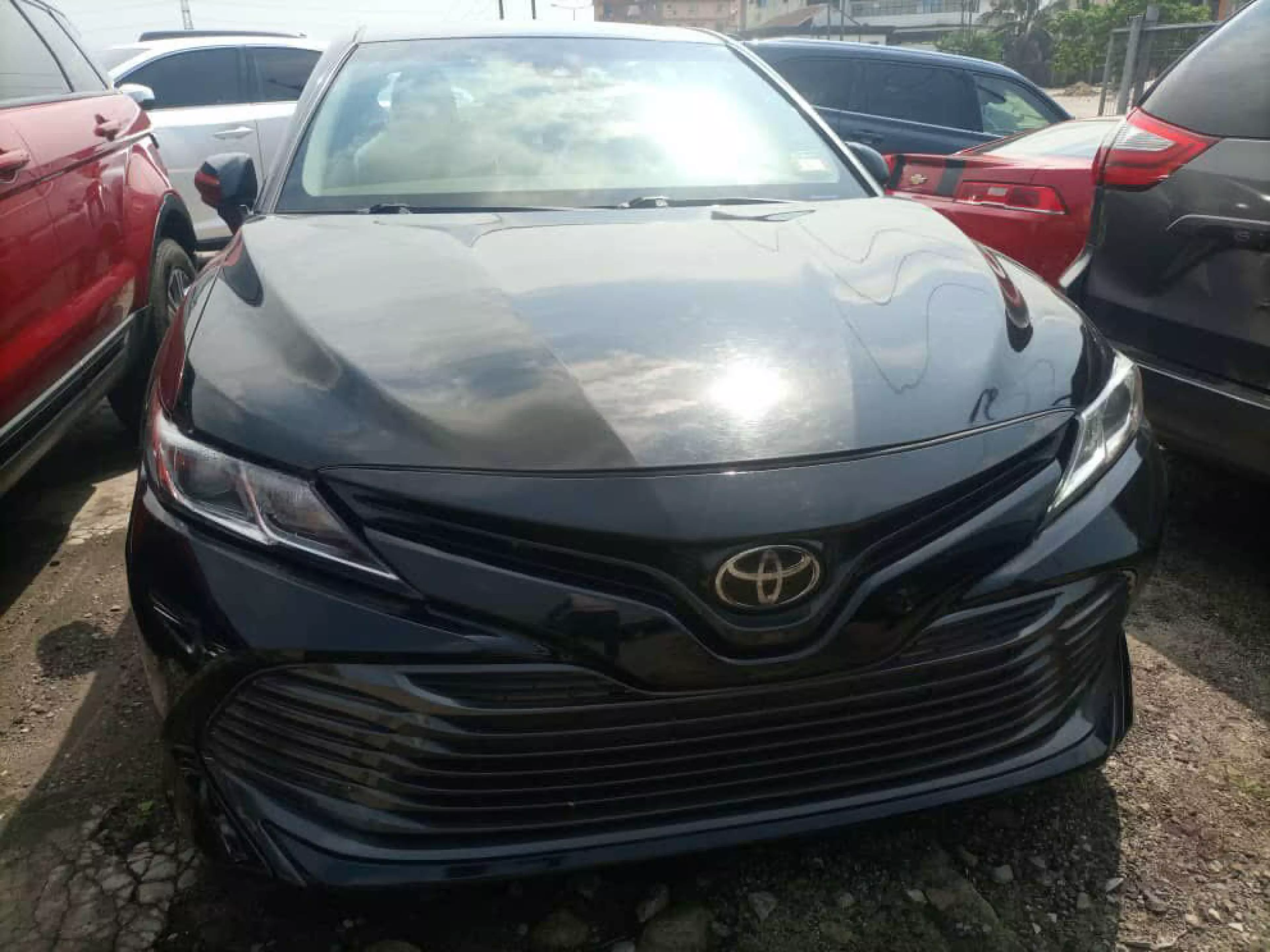 Toyota Camry - 2018