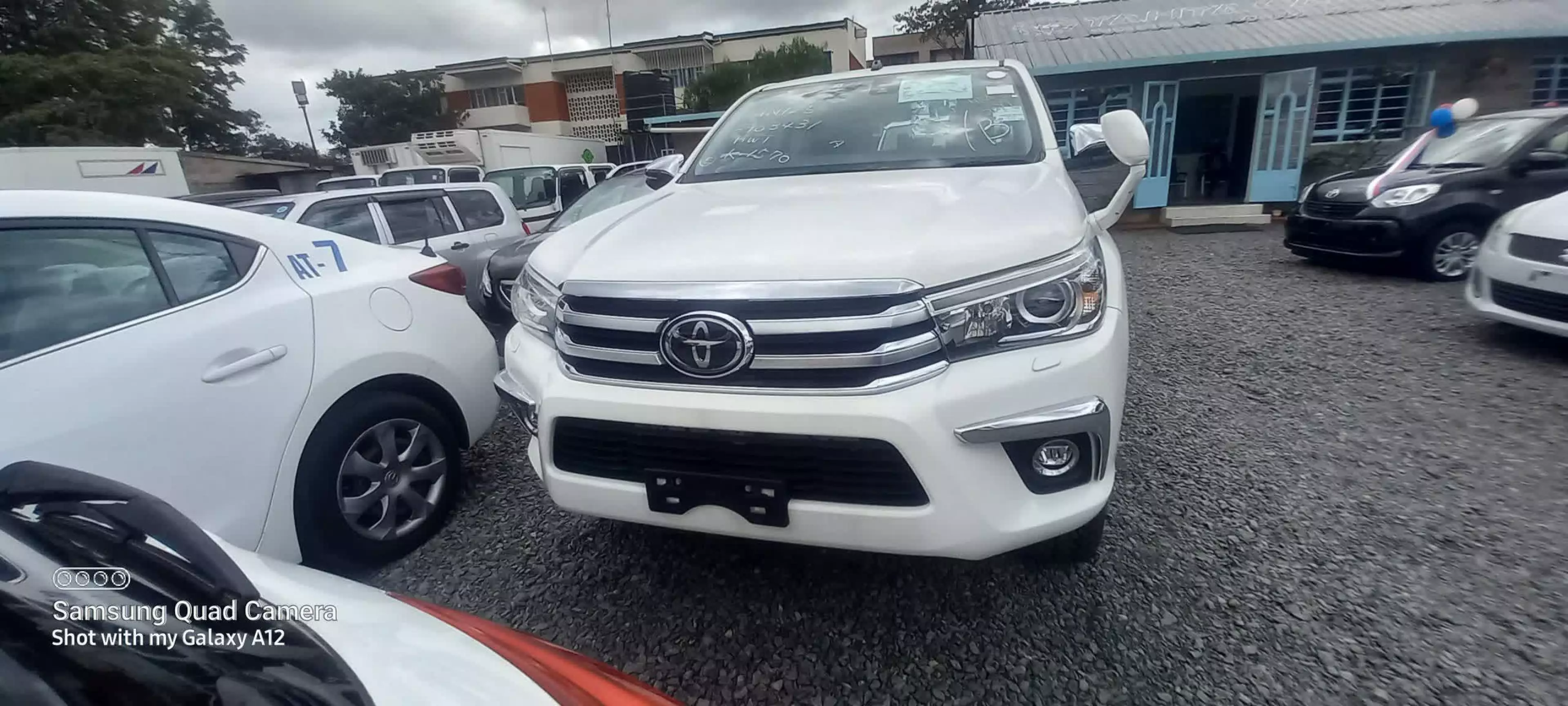 Toyota Hilux - 2016