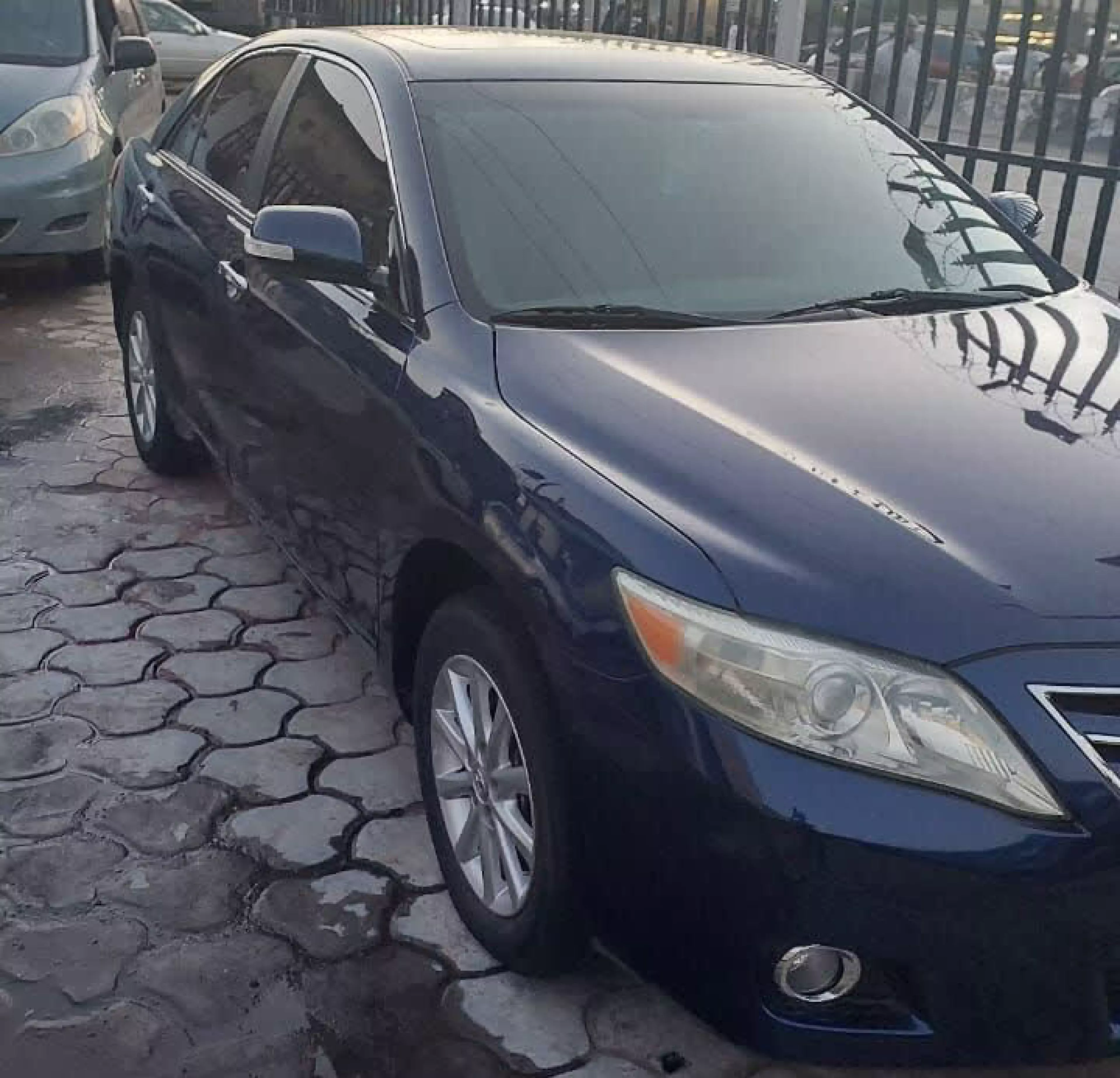 Toyota Camry - 2011