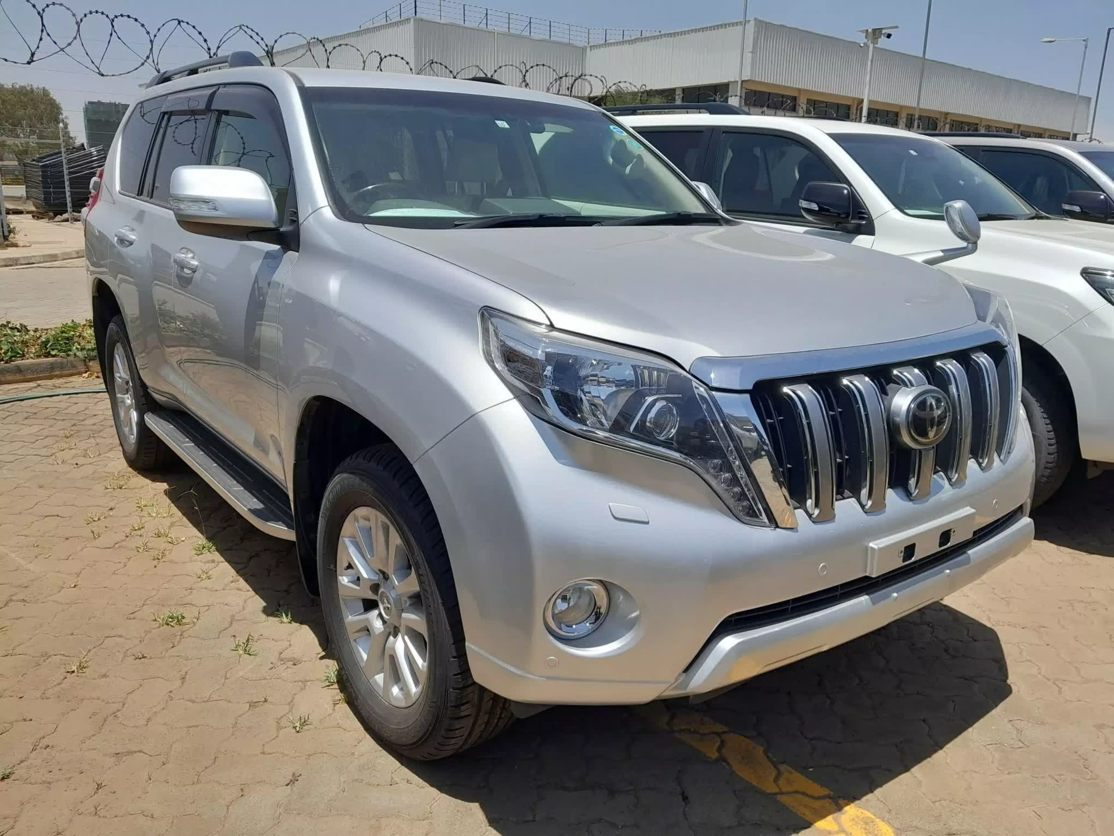 Toyota Prado - 2015