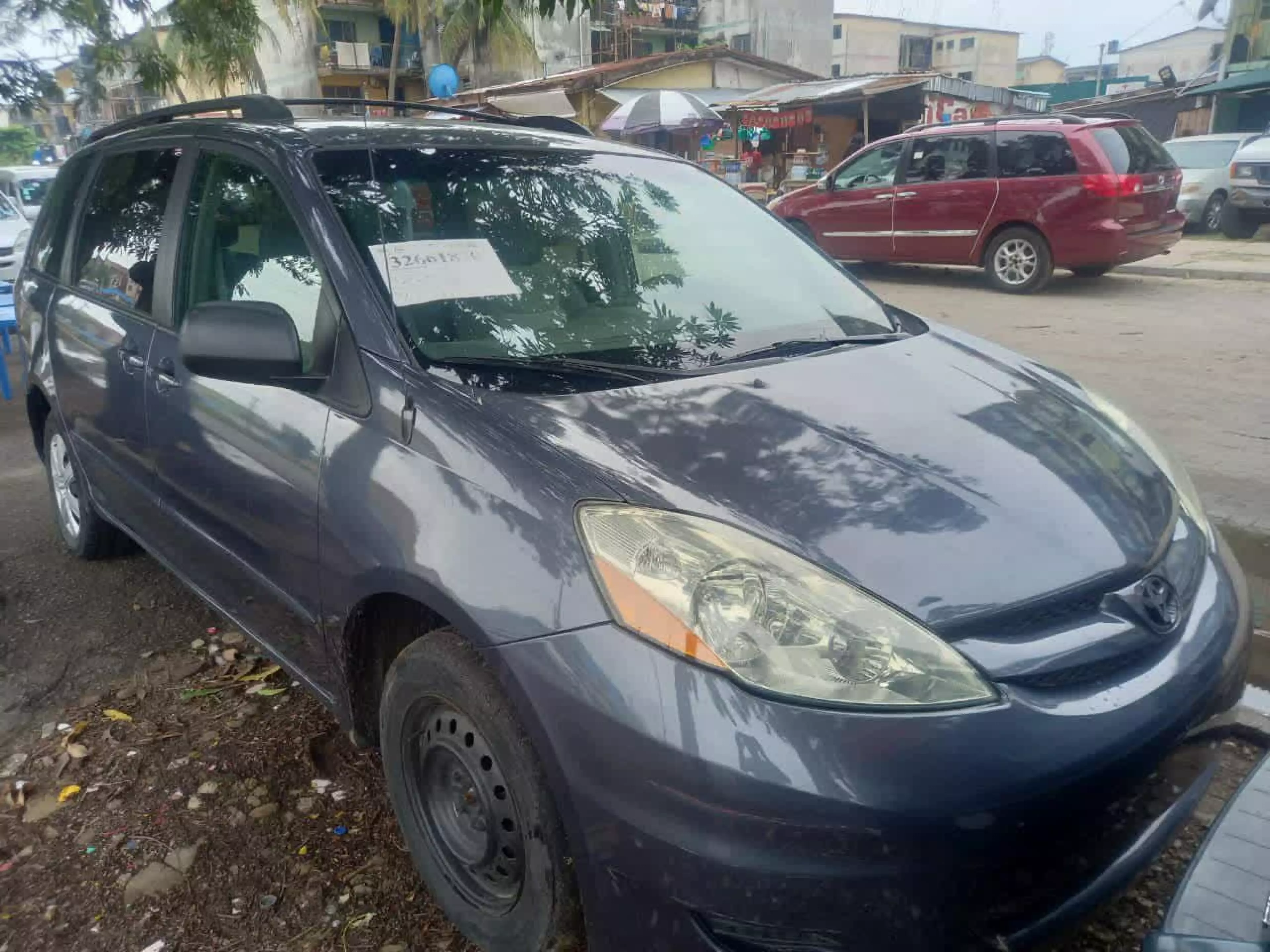 Toyota Sienna - 2006
