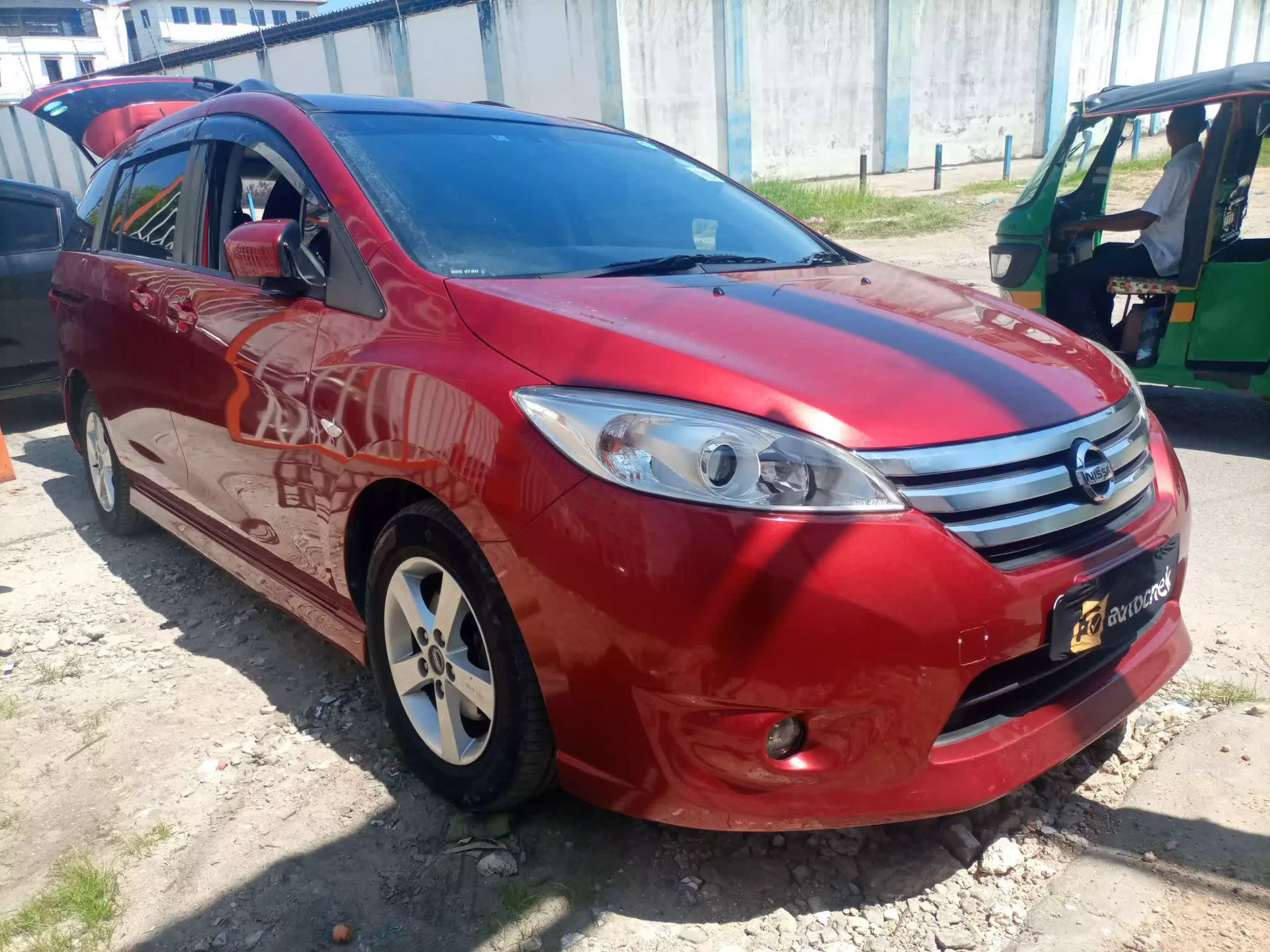 Nissan Lafesta  - 2016