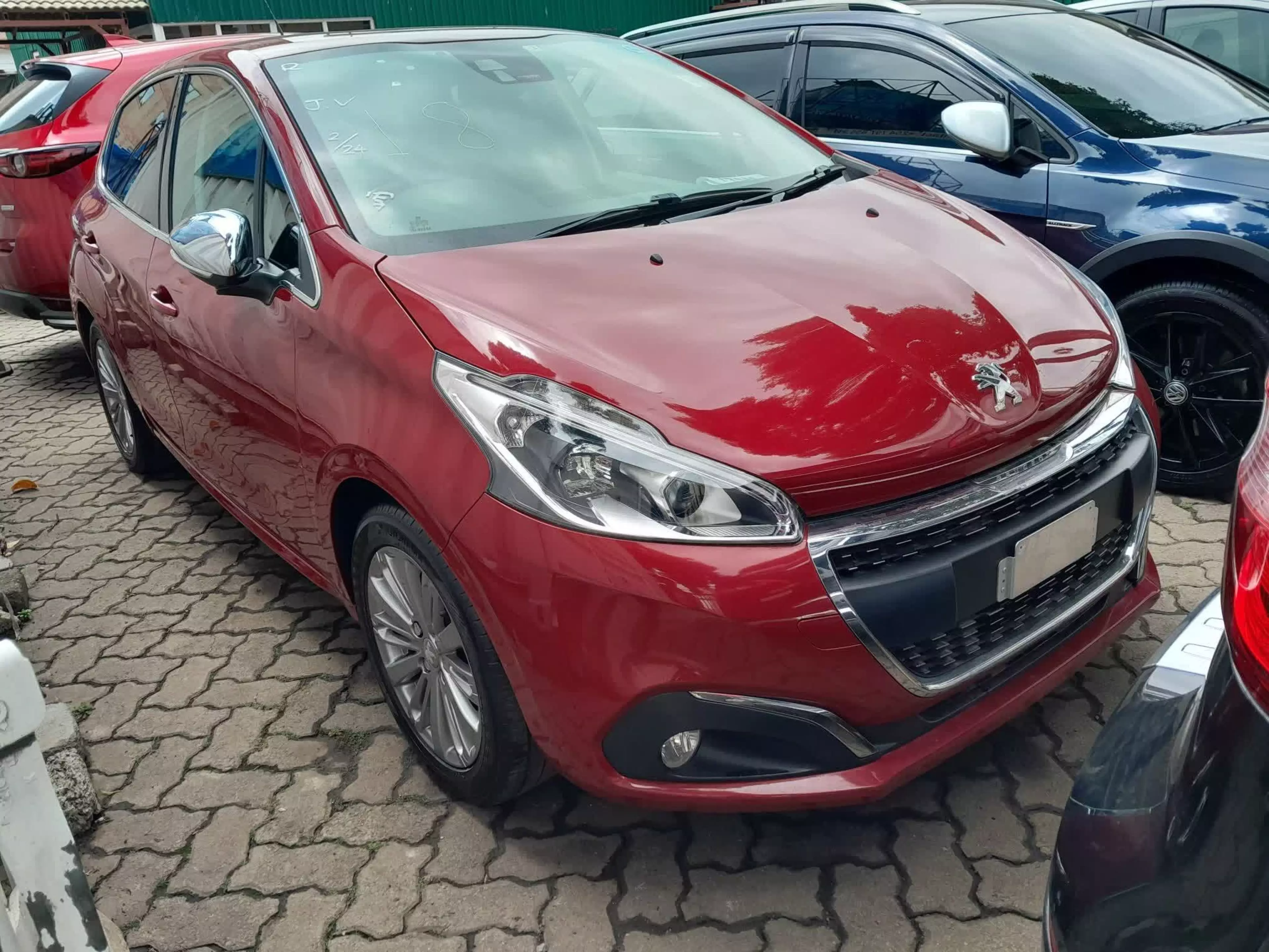 Peugeot 208 - 2017