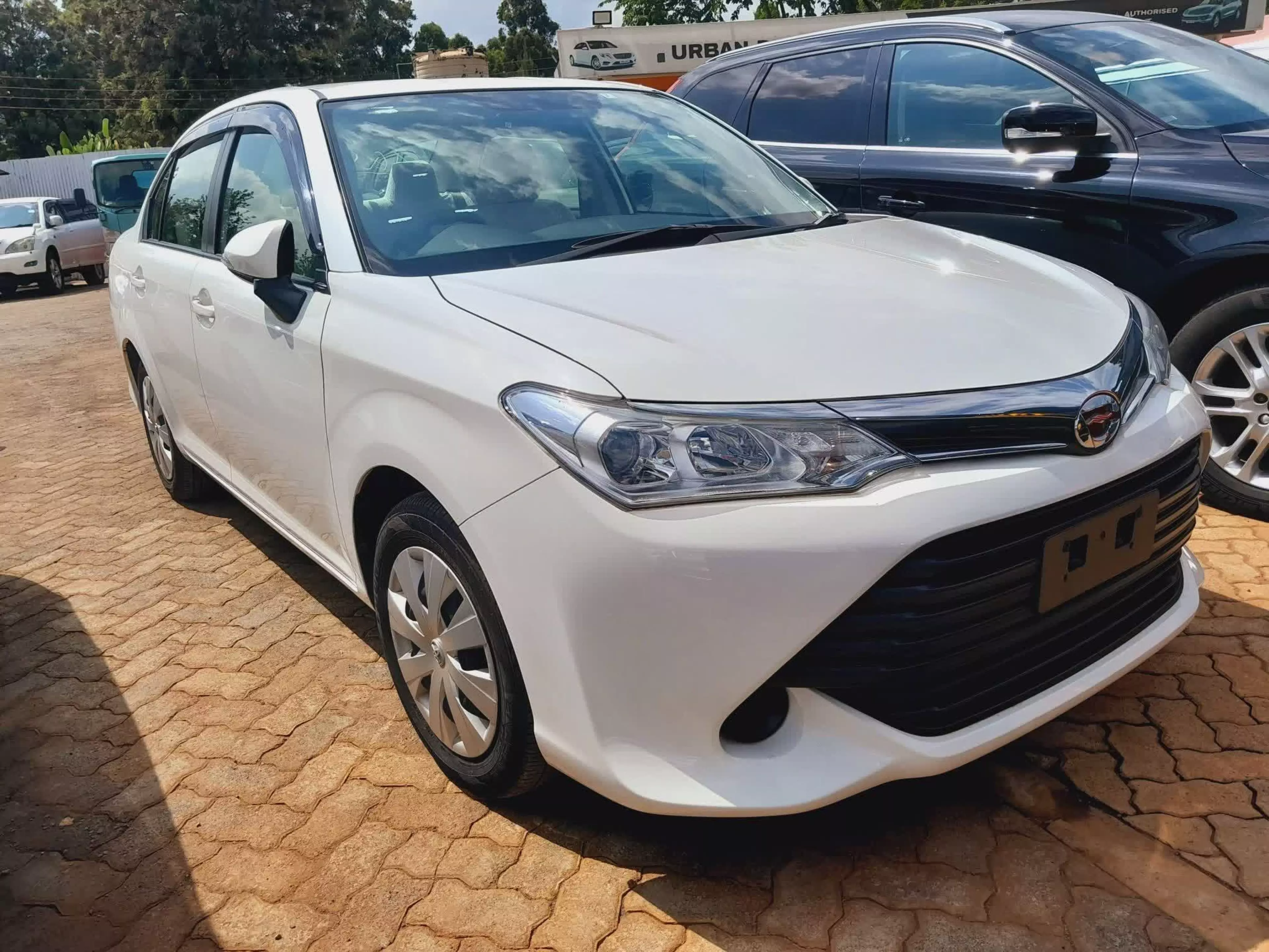 Toyota Axio  - 2016
