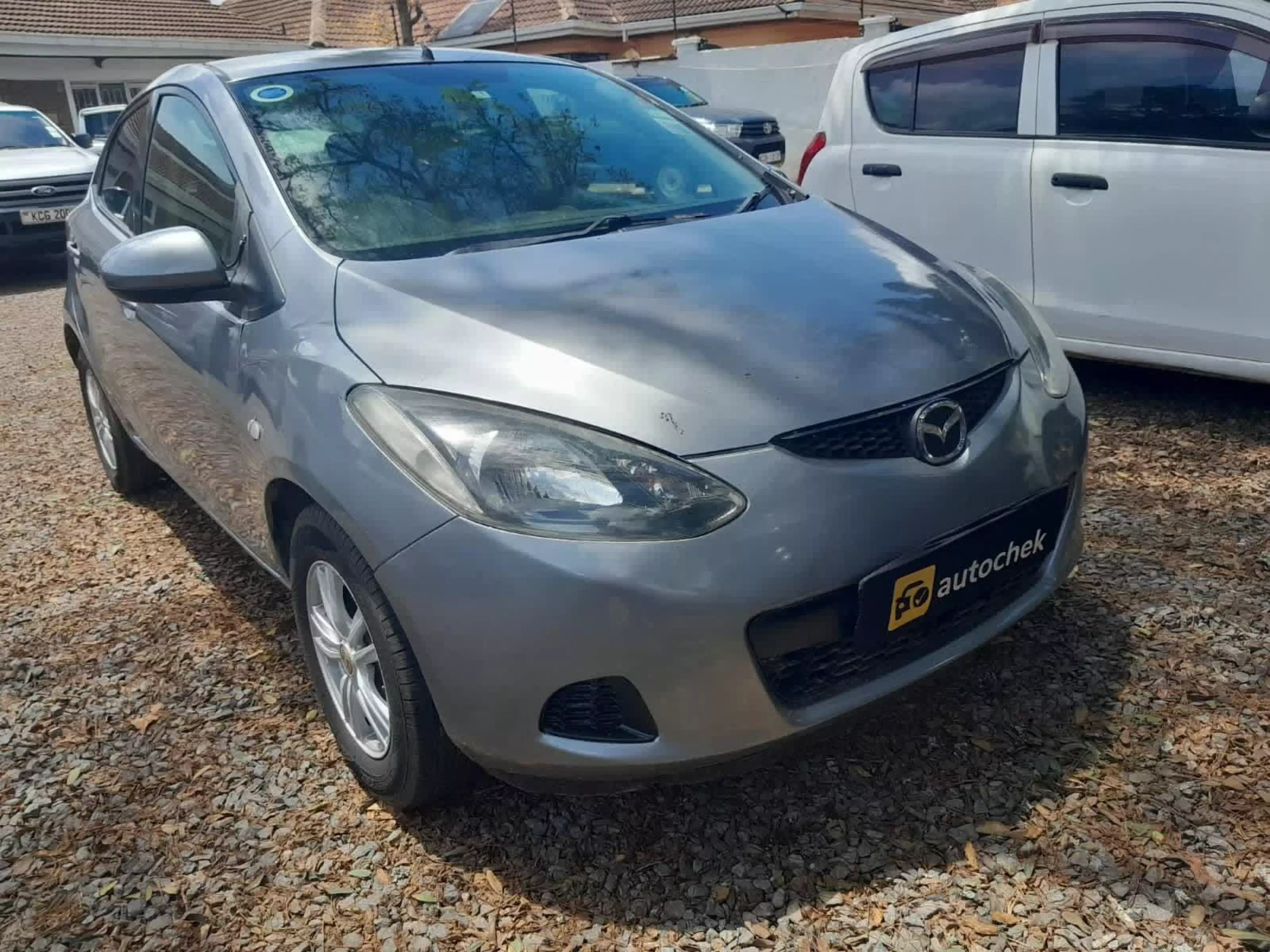 Mazda Demio - 2010