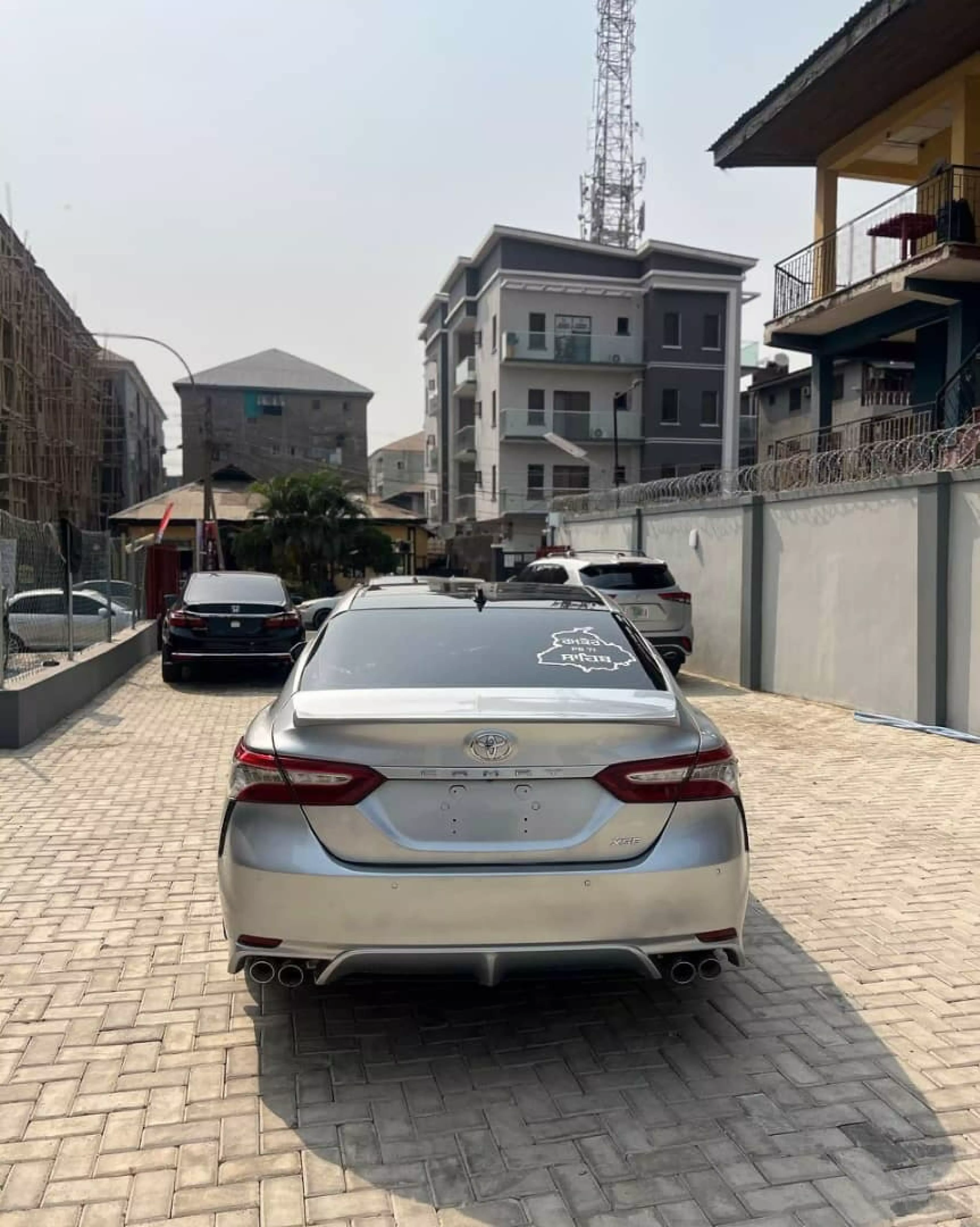 Toyota Camry   - 2018