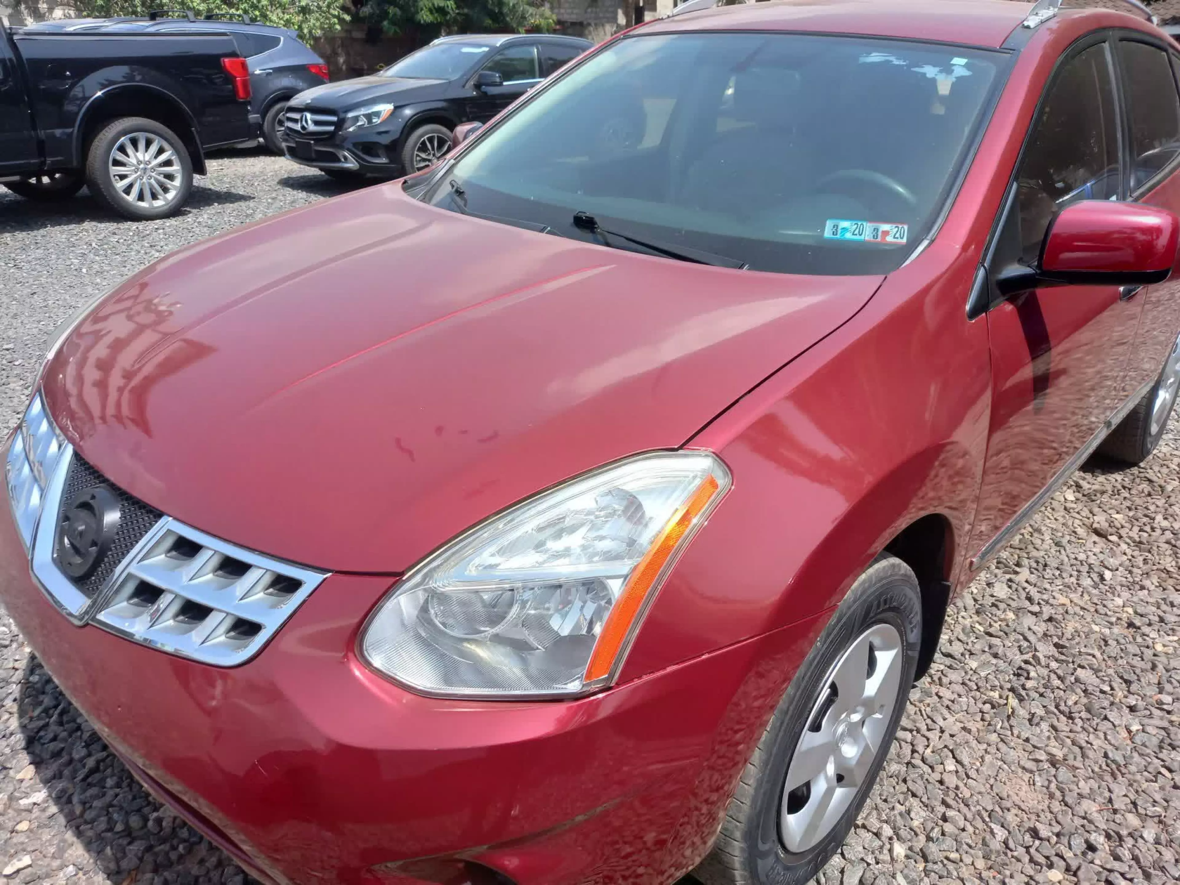 Nissan Rogue - 2012