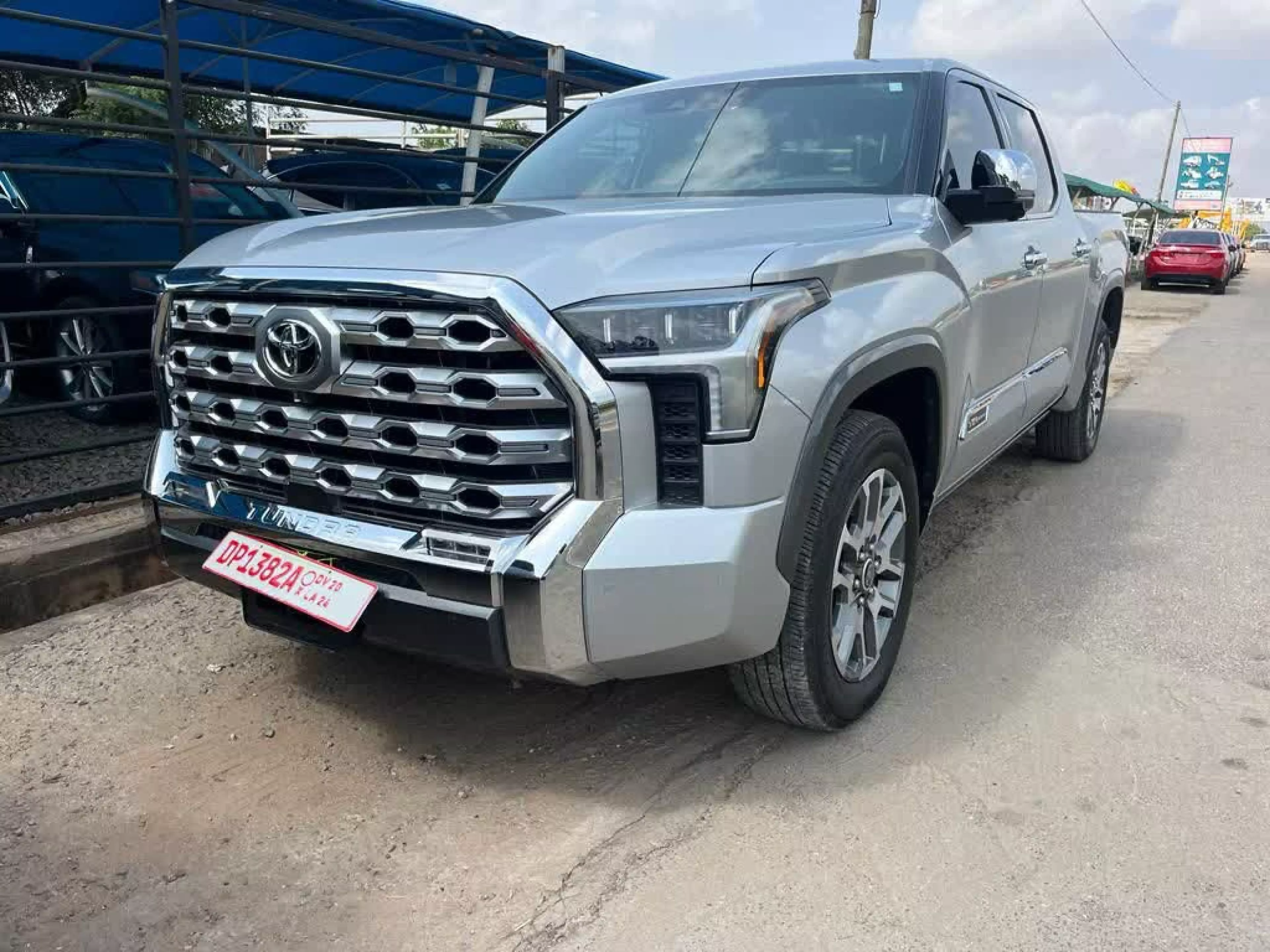 Toyota Tundra - 2022