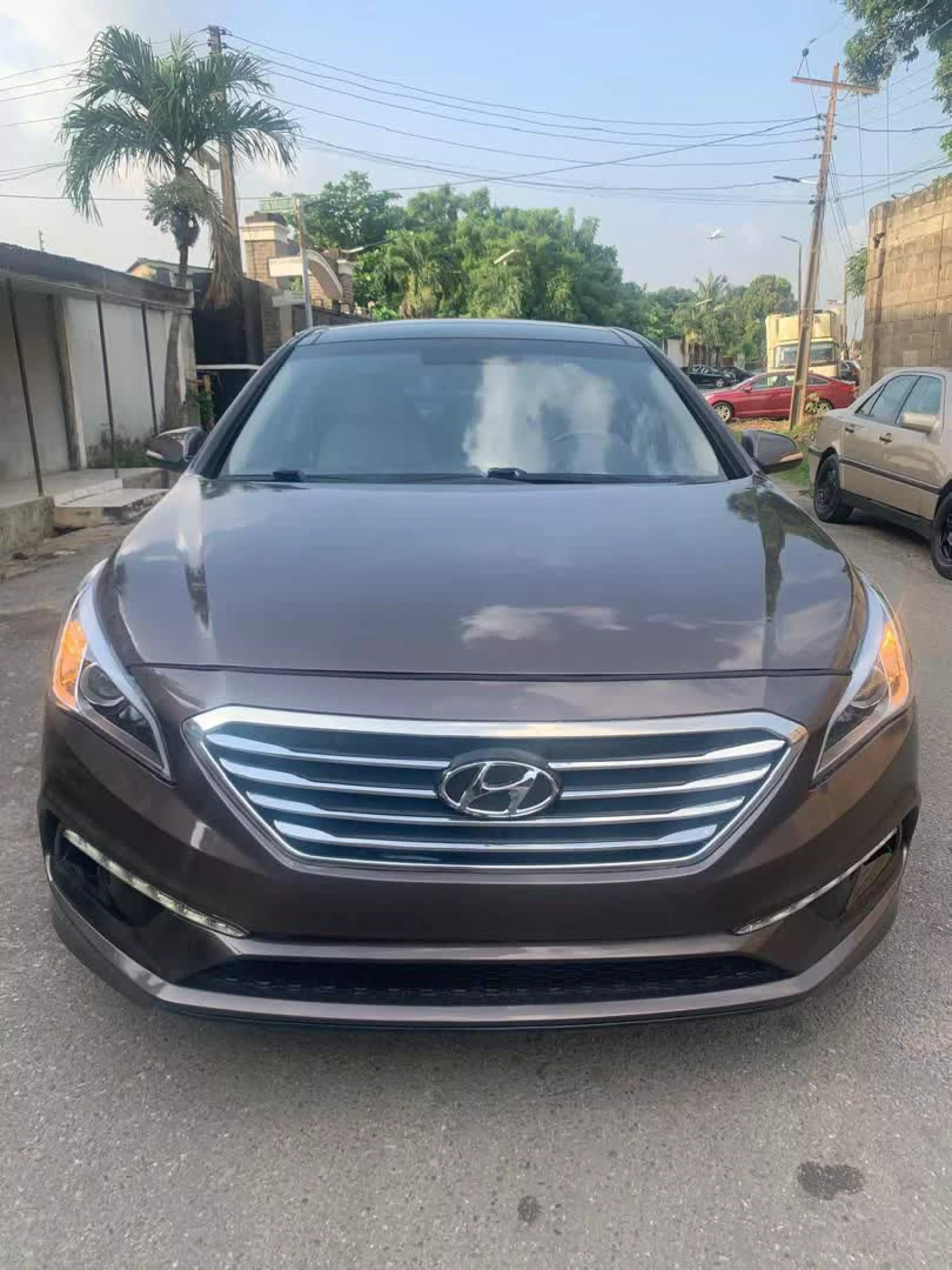 Hyundai Sonata   - 2016
