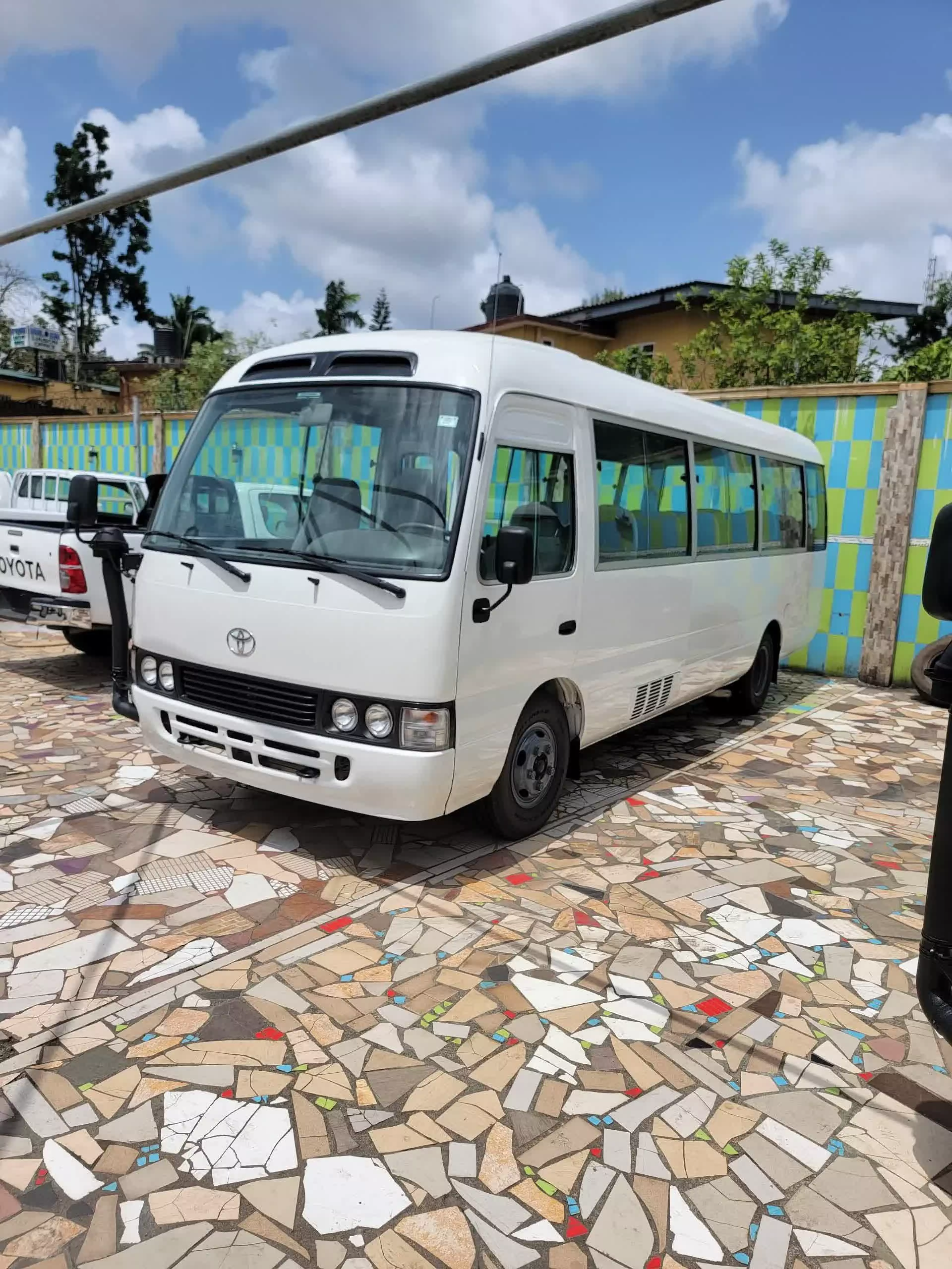 Toyota Coaster - 2013