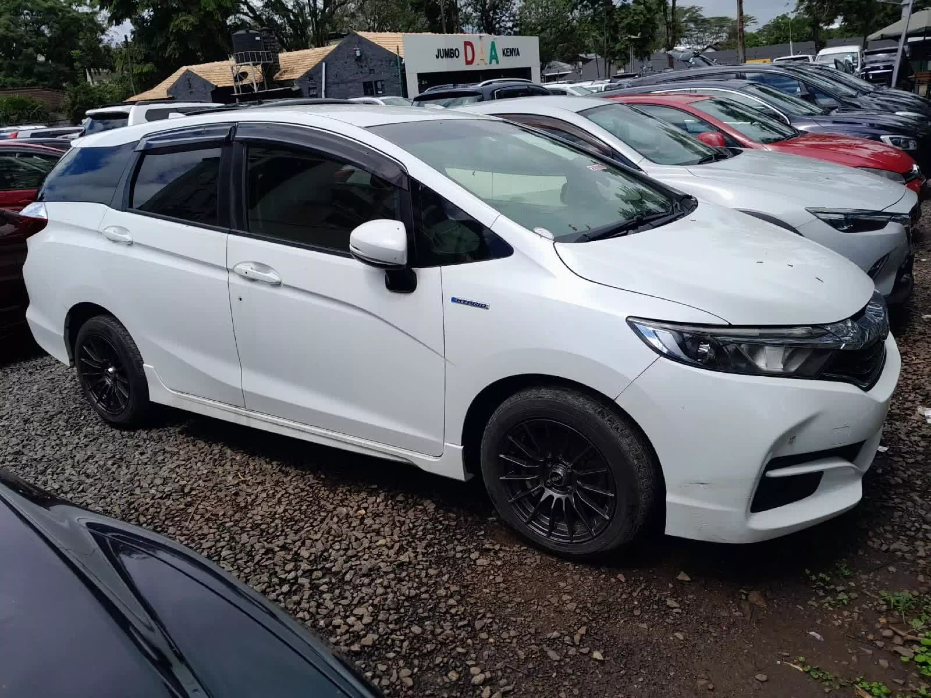 Honda Fit shuttle hybrid - 2016