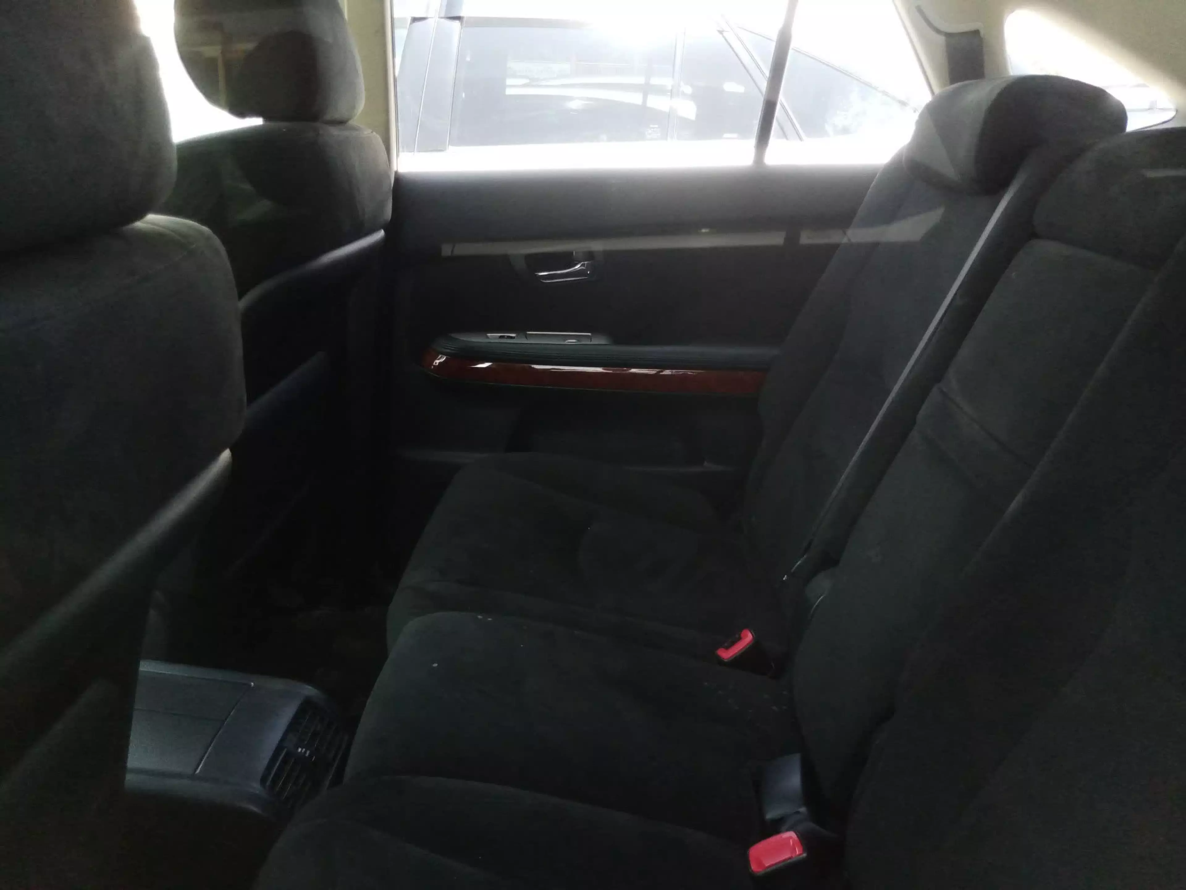 Toyota Harrier   - 2011