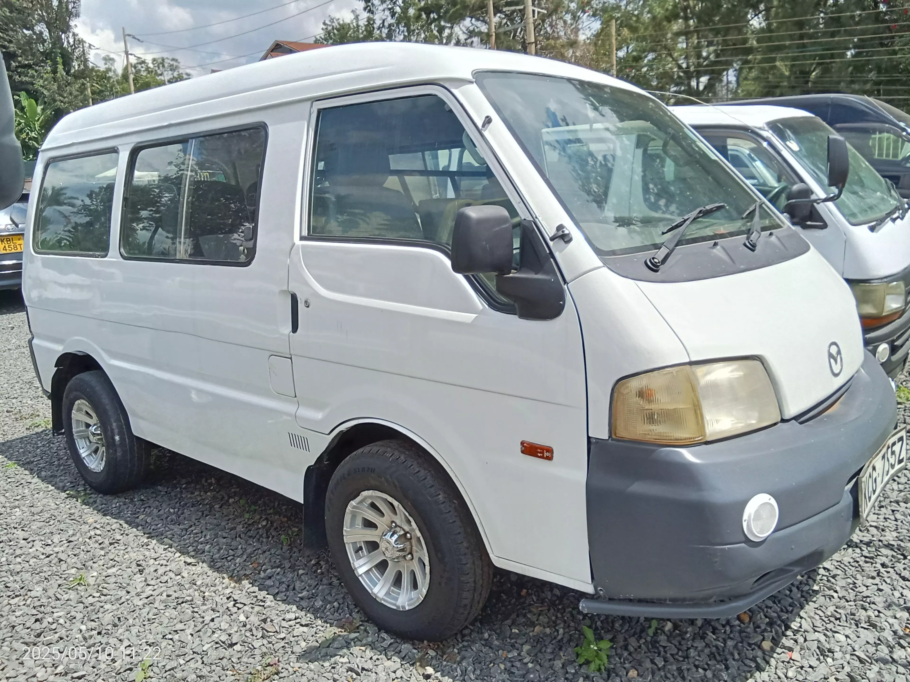 Mazda Bongo - 2009