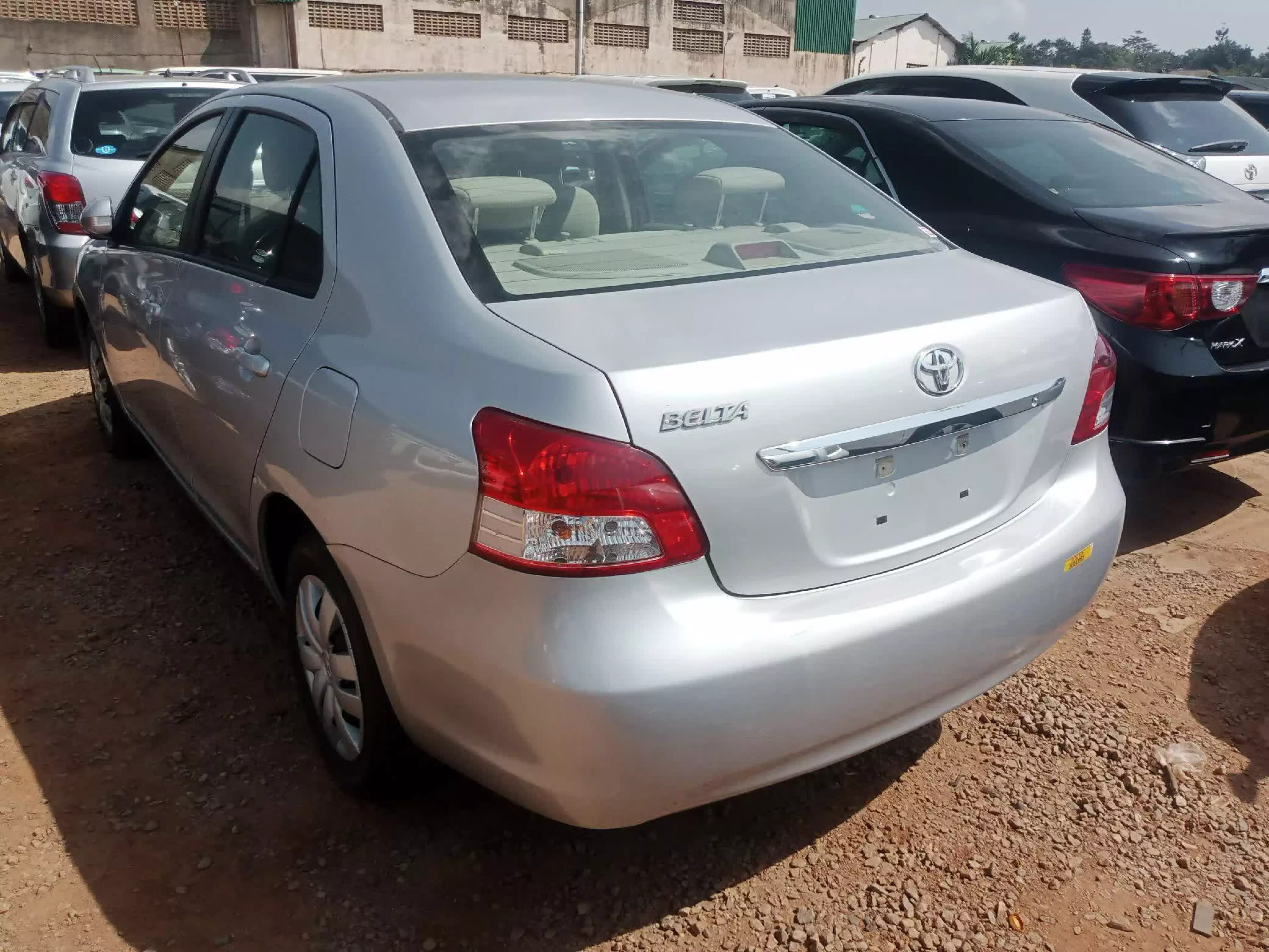 Toyota Belta - 2010