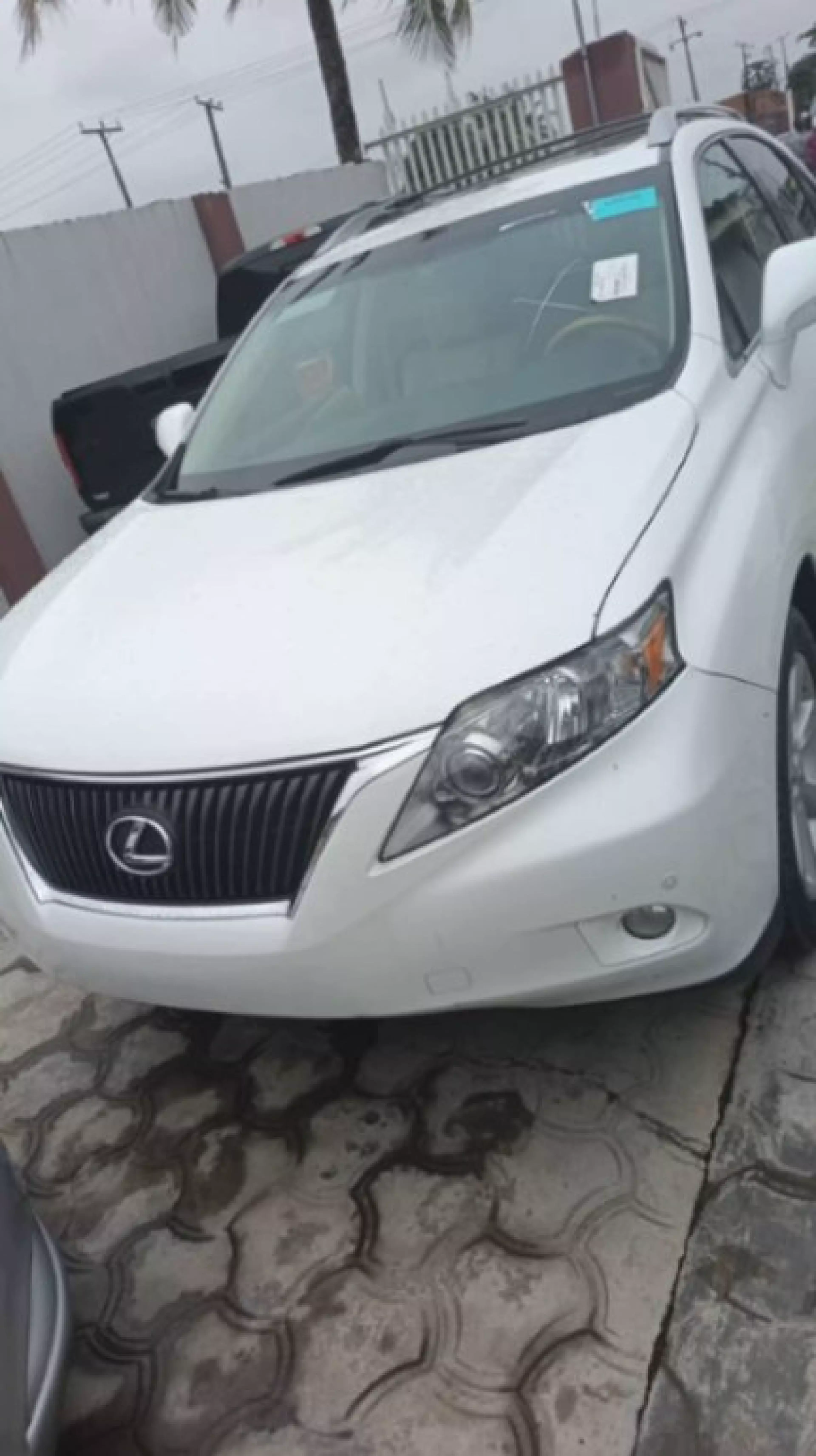 Lexus RX 500h - 2011