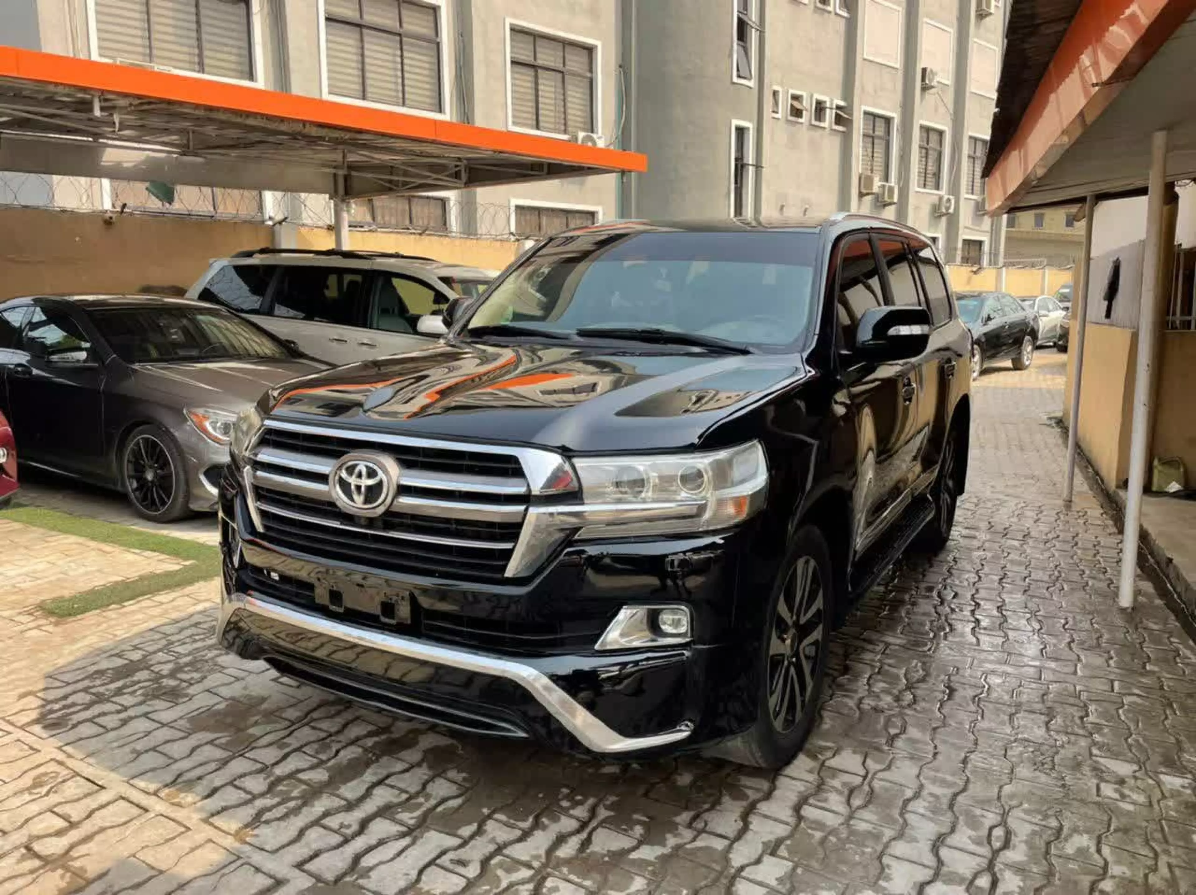 Toyota Landcruiser  V8 - 2011