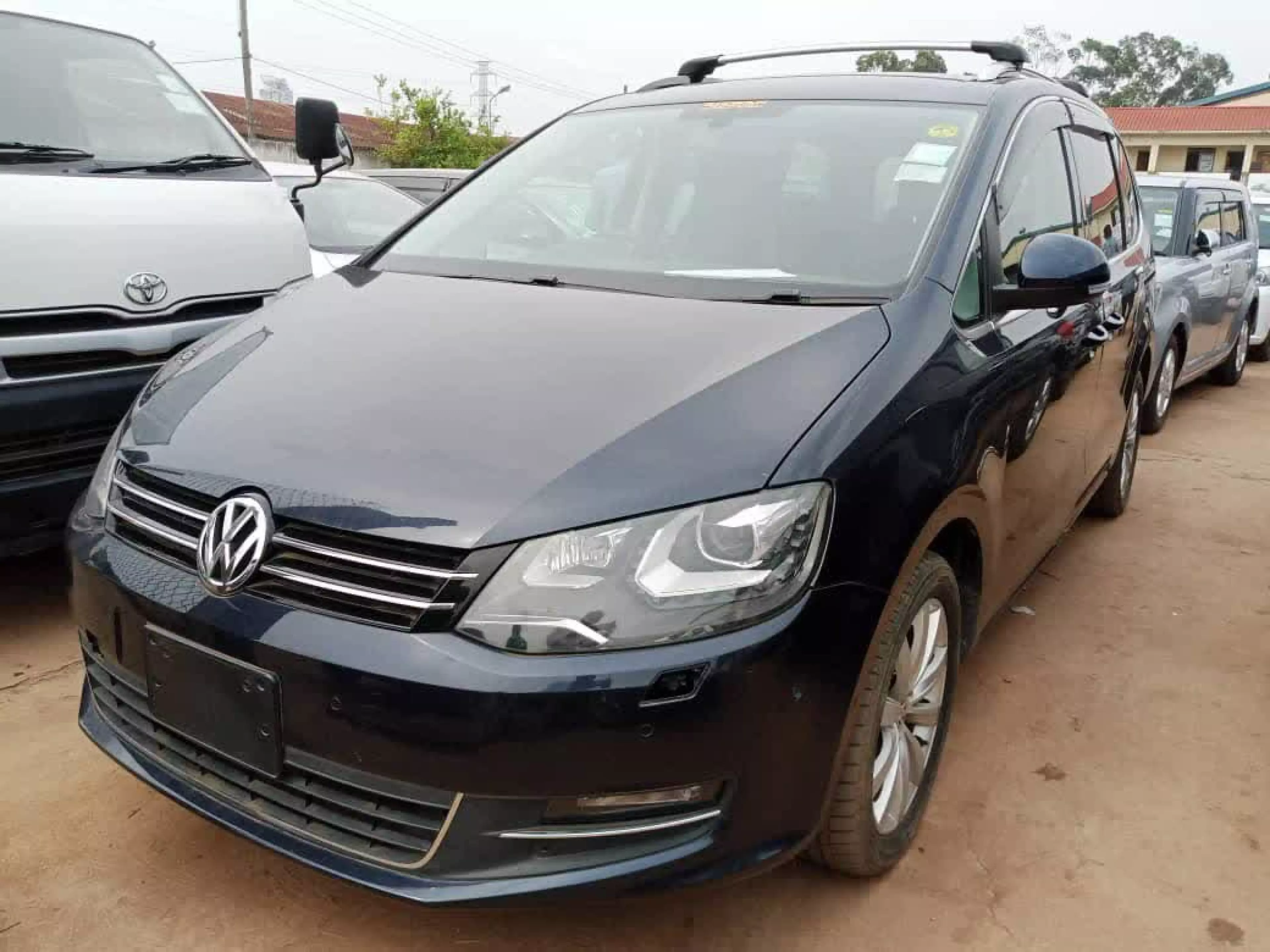 Volkswagen Sharan - 2012