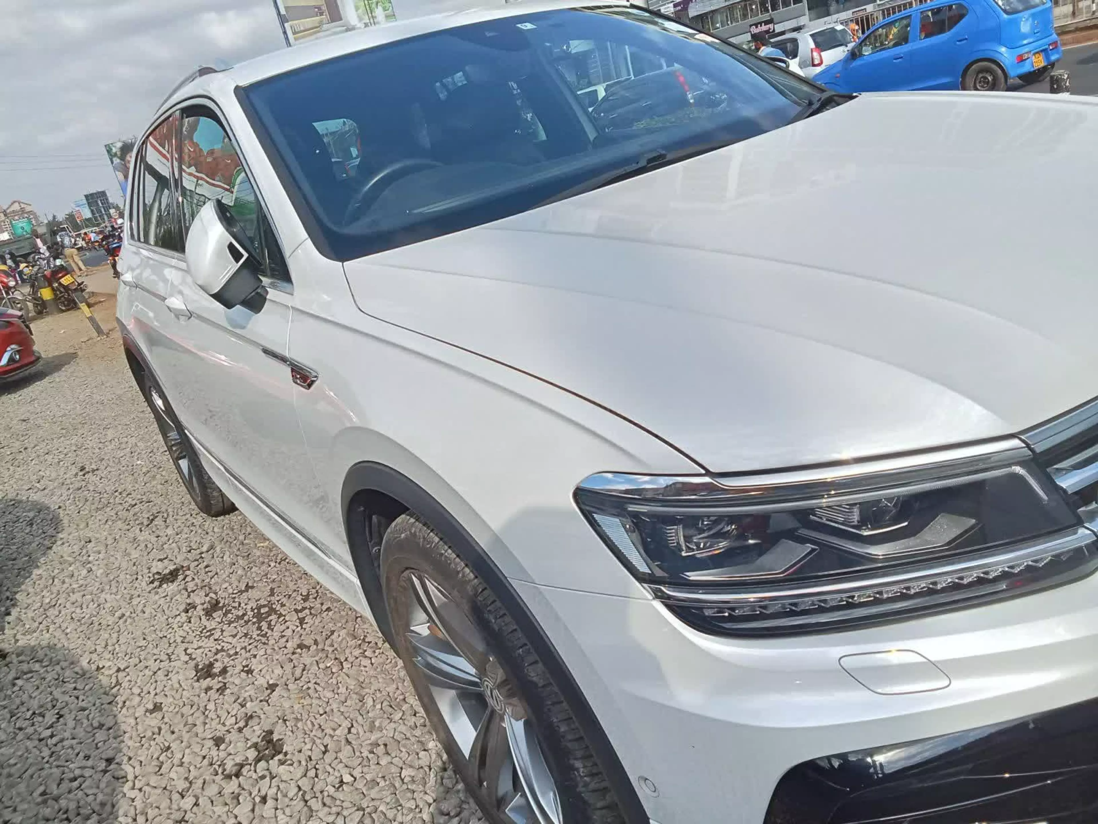 Volkswagen Tiguan - 2016