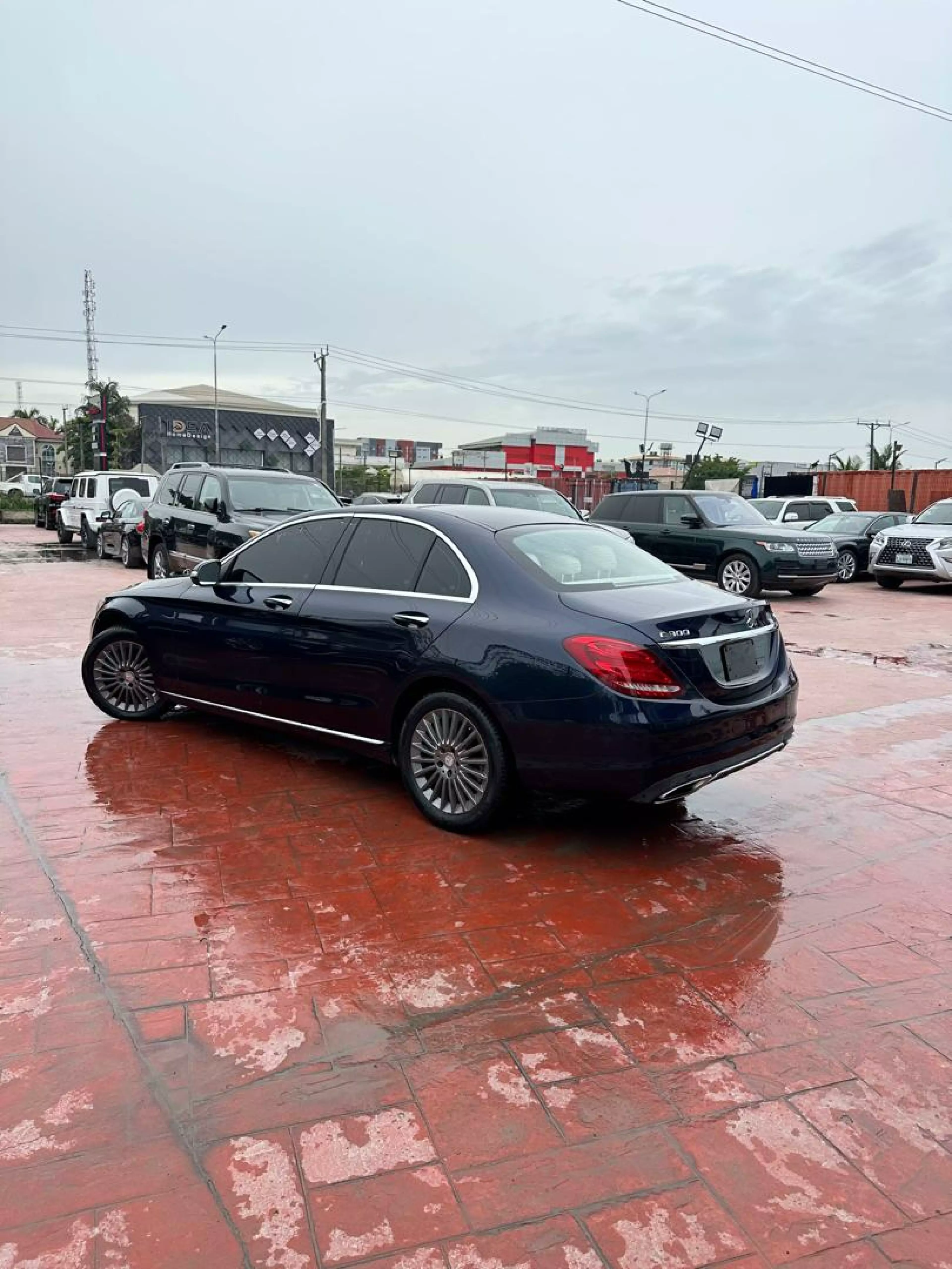 Mercedes-Benz C 300   - 2015