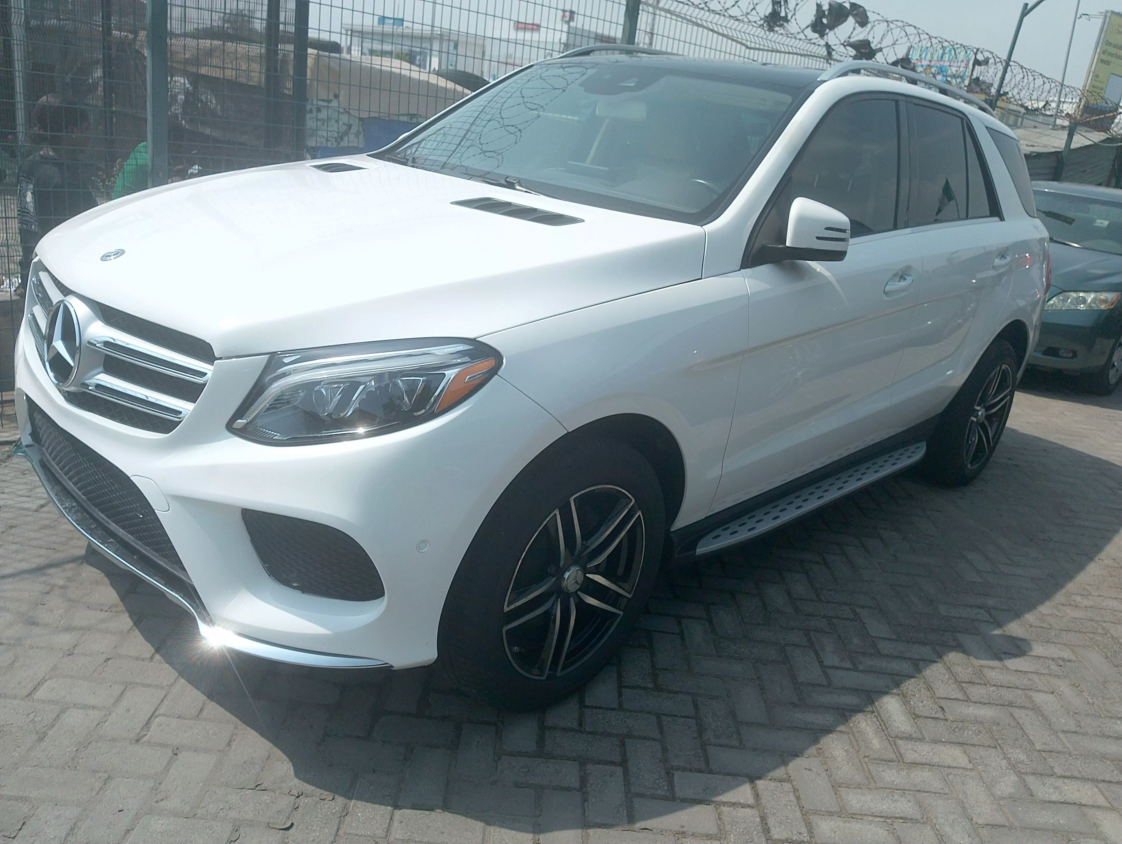 Mercedes-Benz GLE 350   - 2018