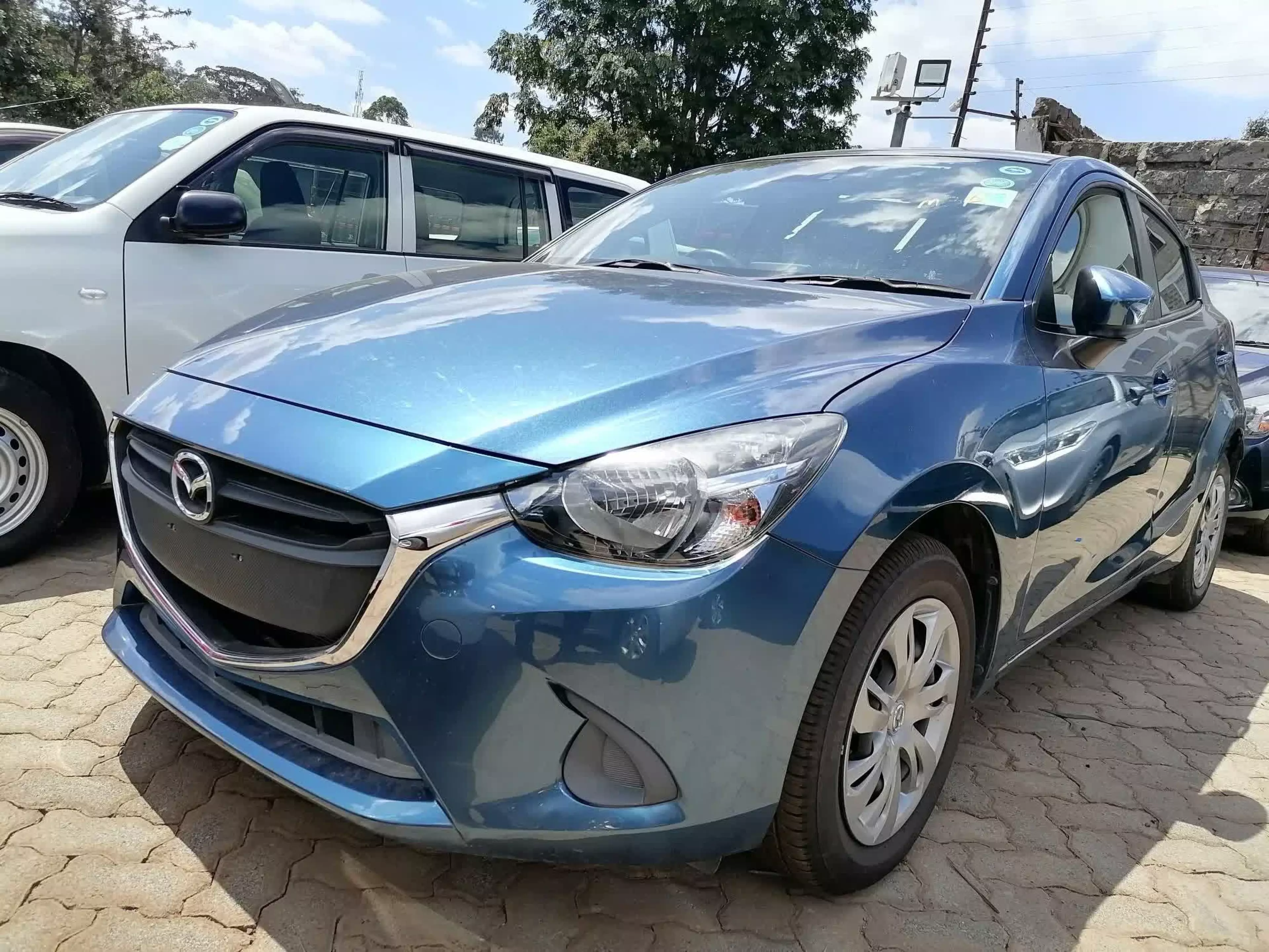 Mazda Demio - 2016