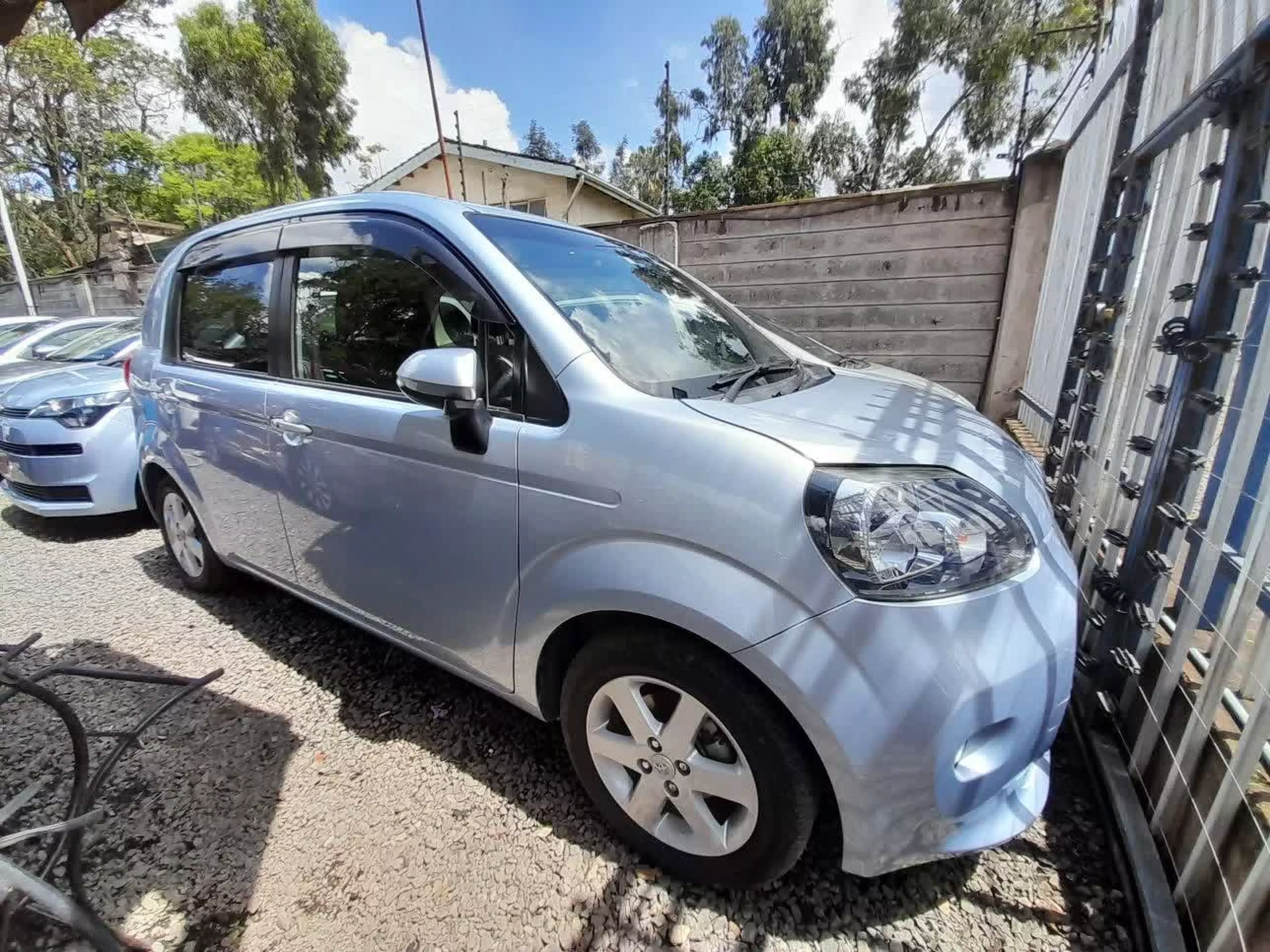 Toyota Spade  - 2015