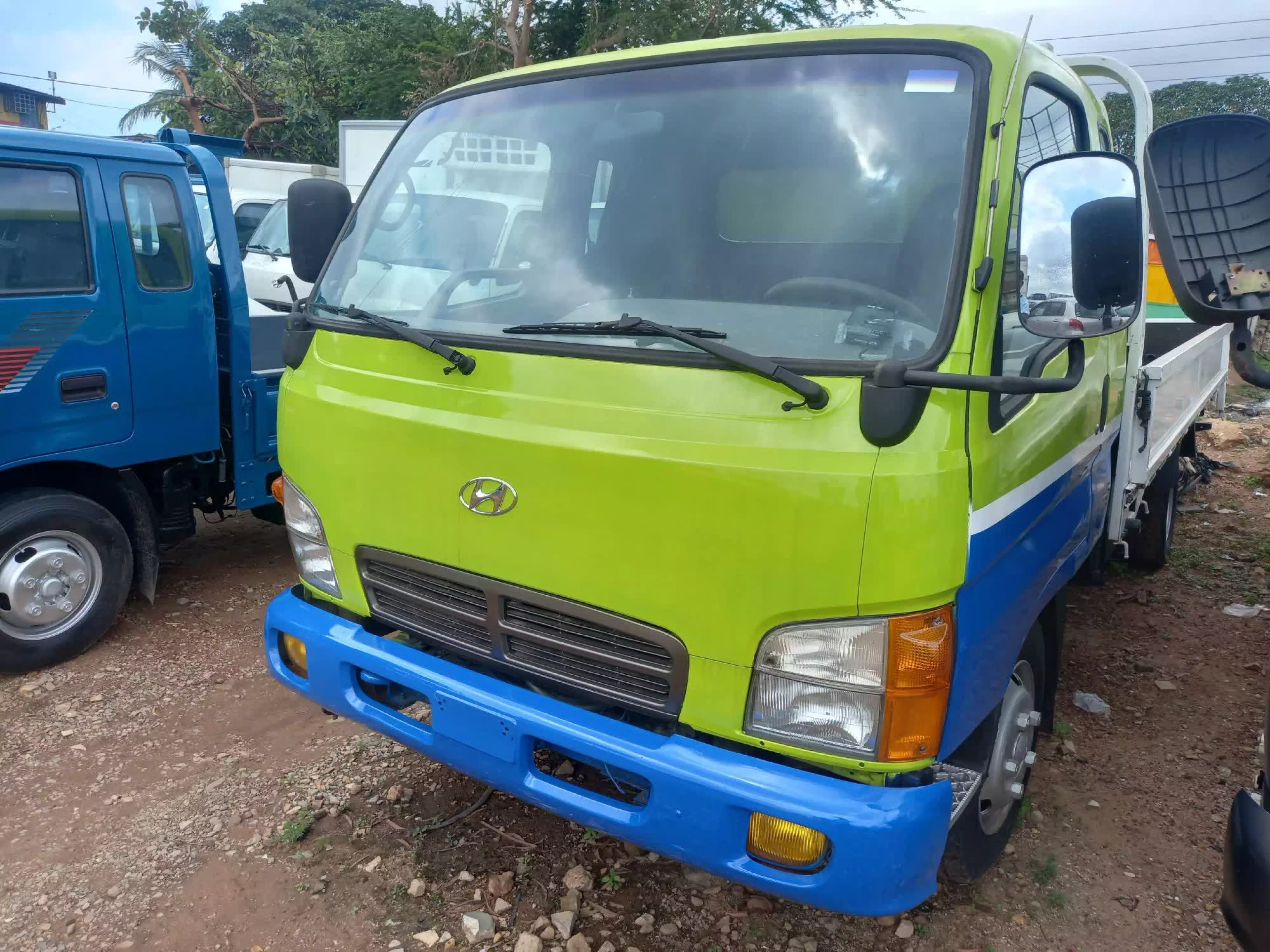 Hyundai Mighty - 2004