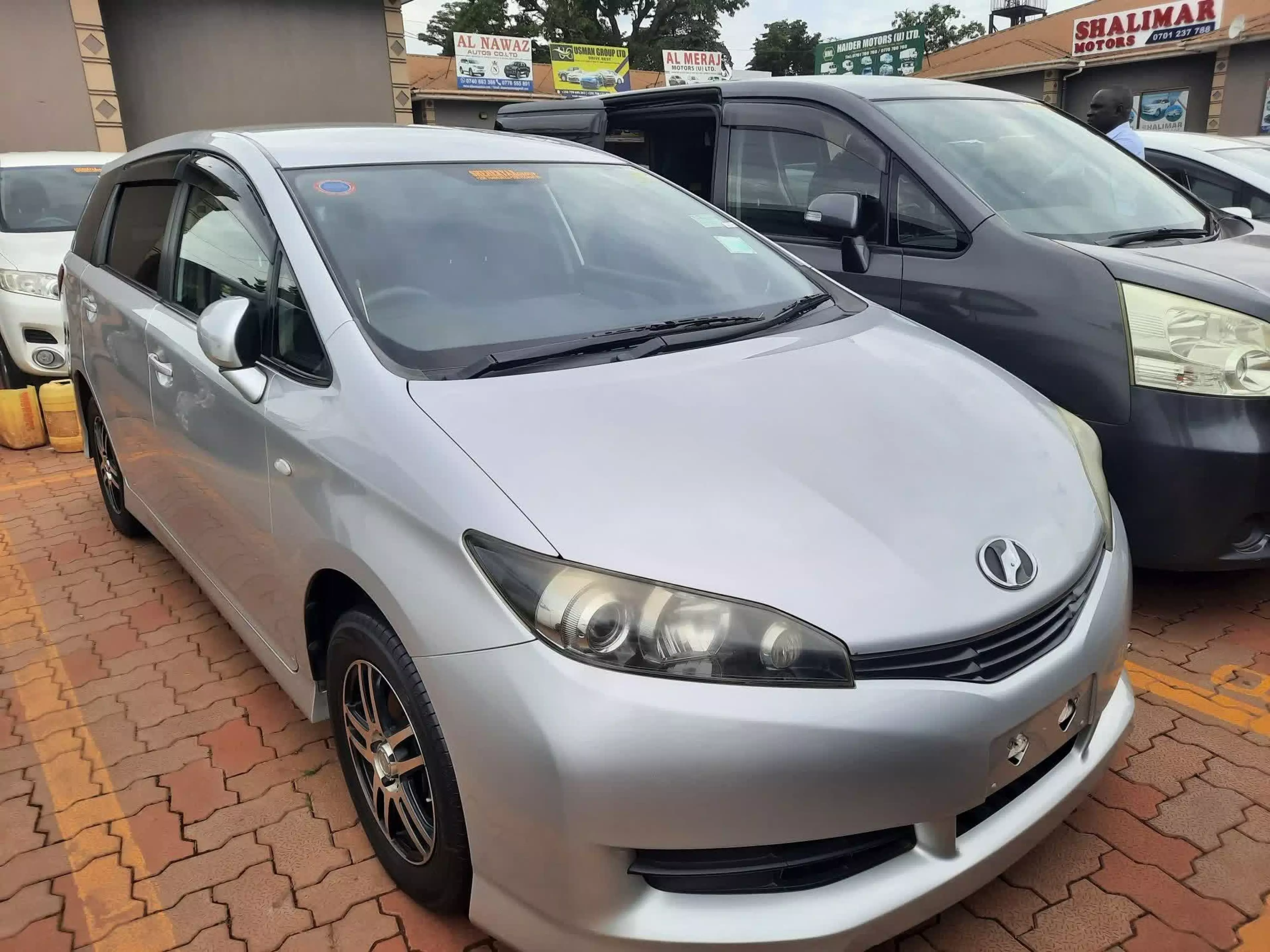 Toyota Wish - 2010