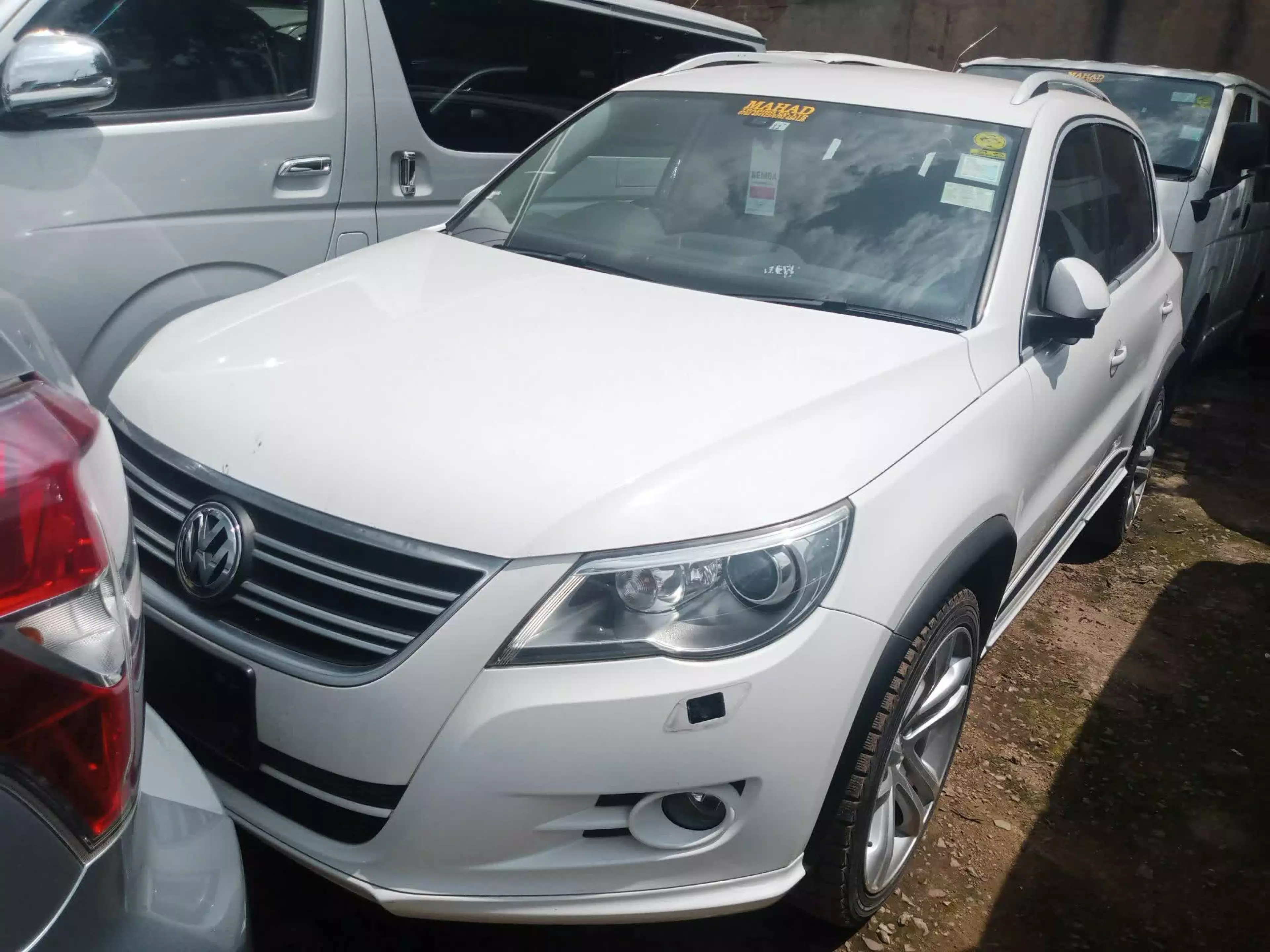 Volkswagen Tiguan - 2009