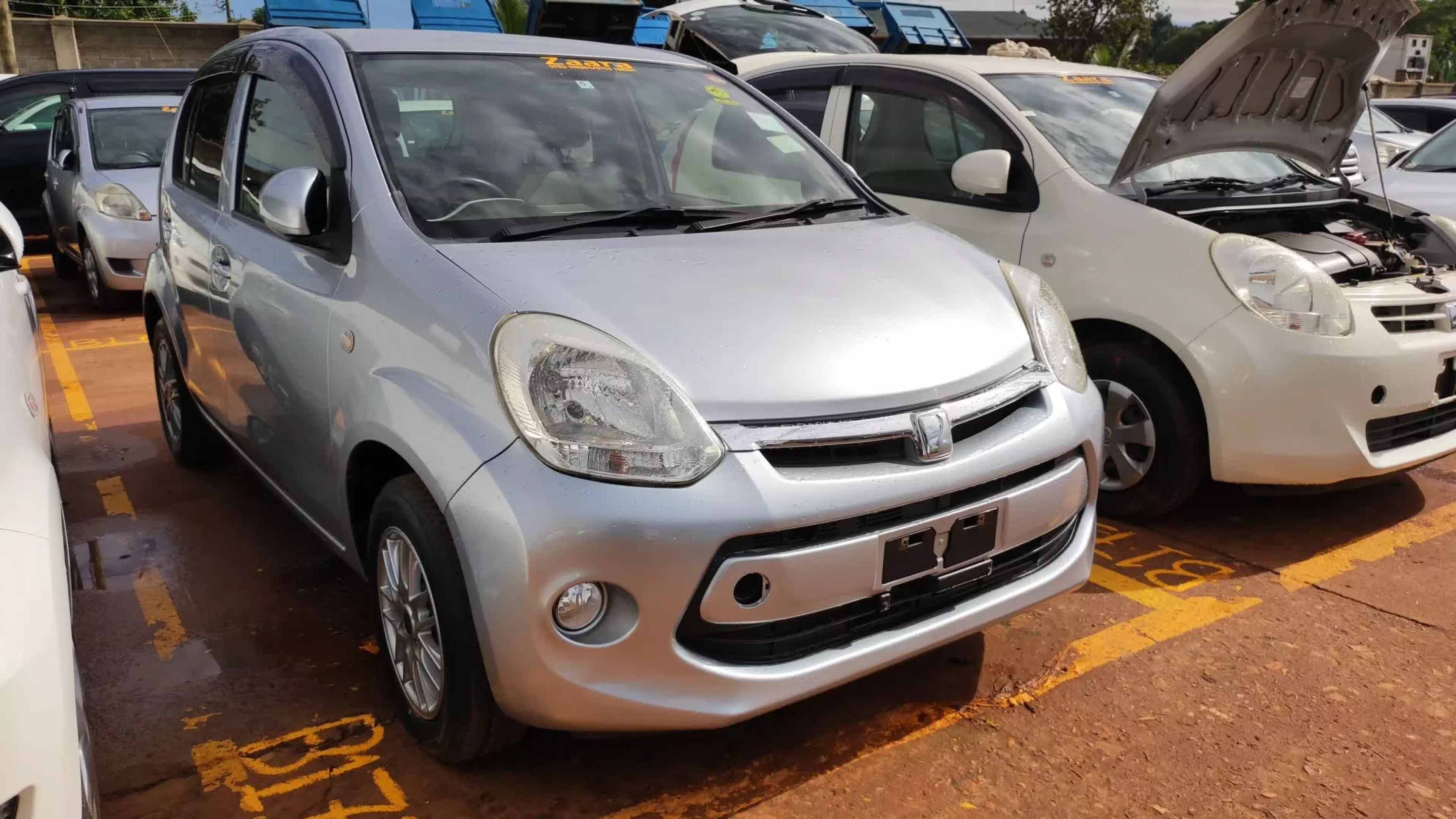 Toyota Passo - 2012