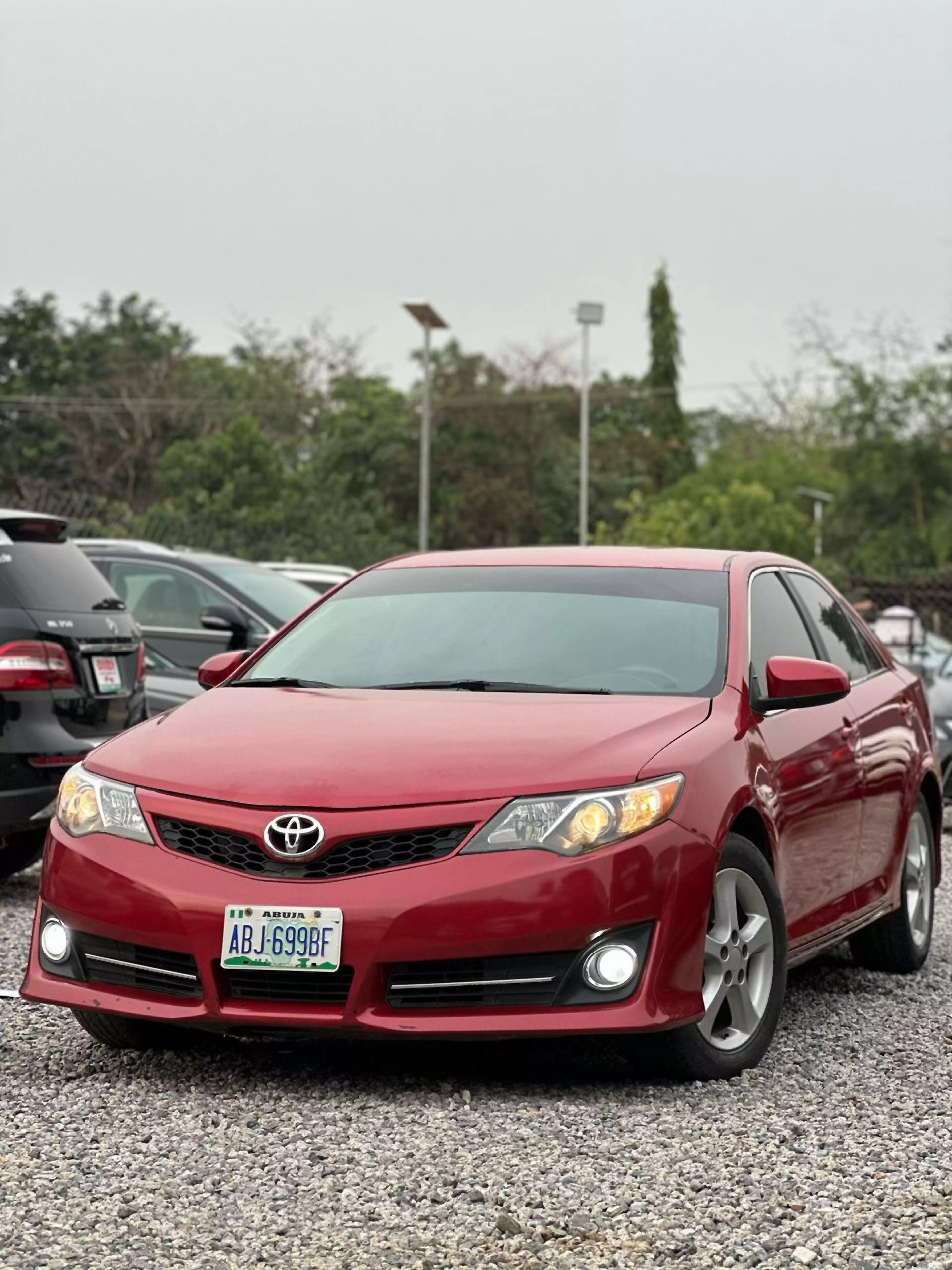 Toyota Camry   - 2012
