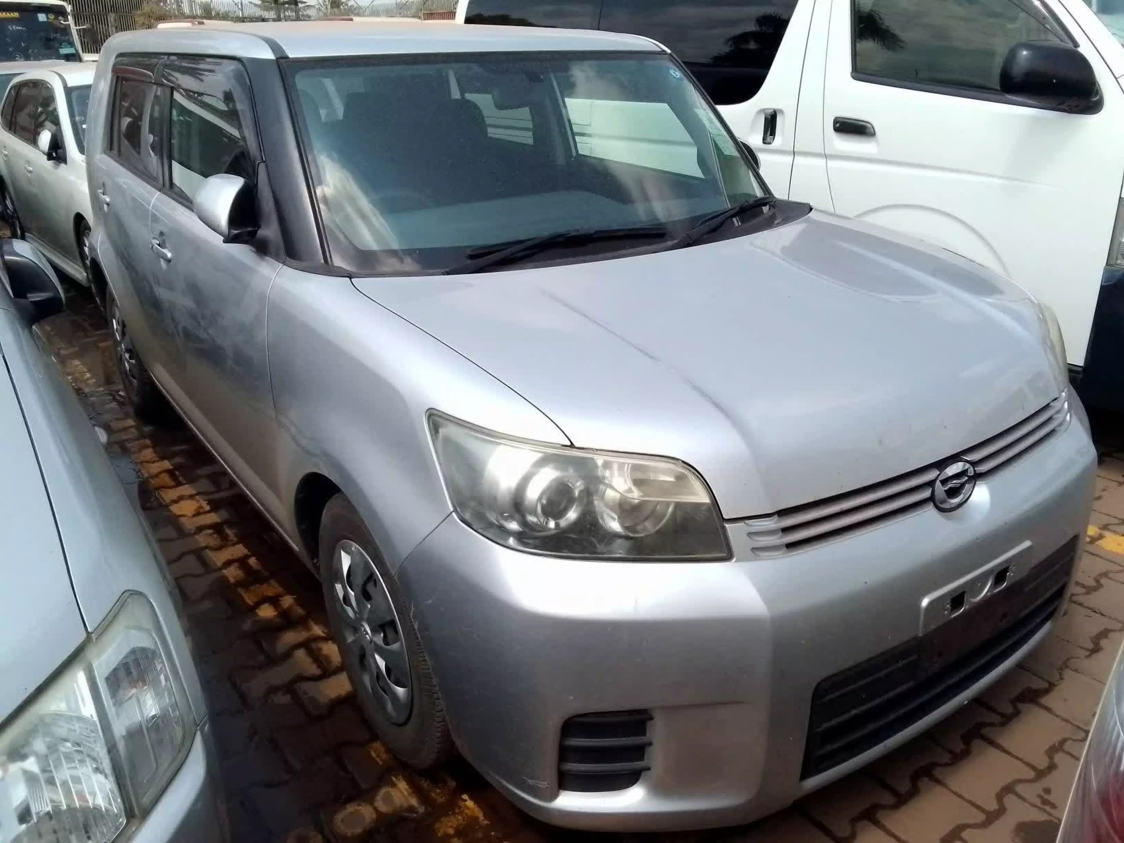 Toyota Rumion - 2010