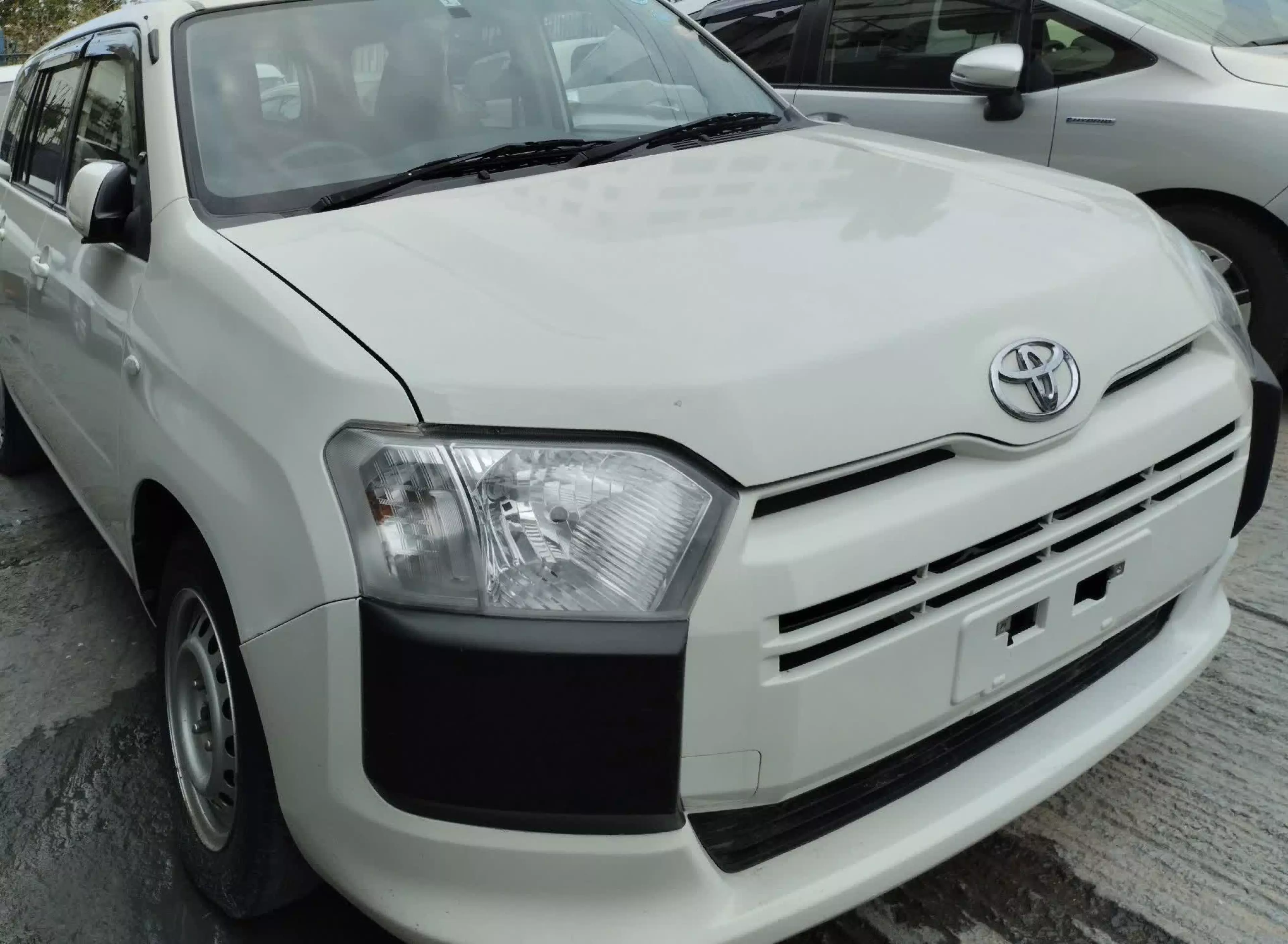 Toyota Probox  - 2016