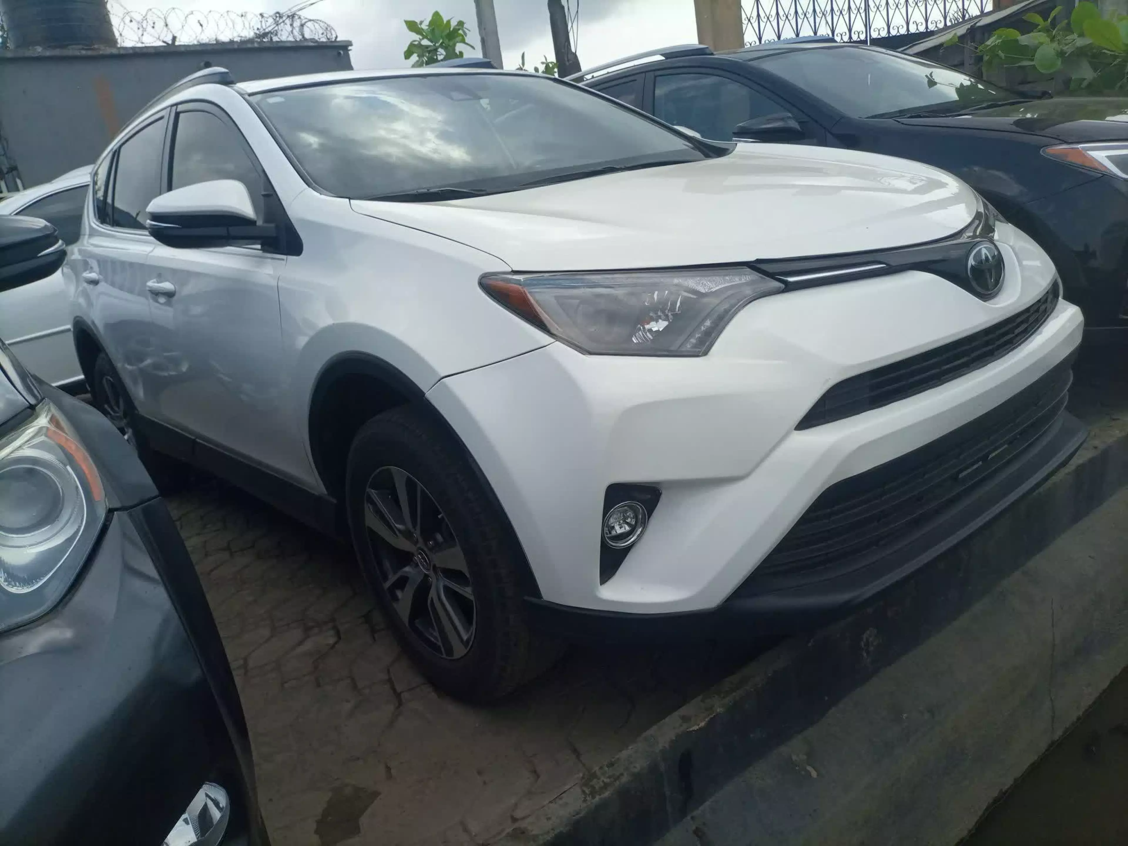 Toyota RAV 4 - 2018
