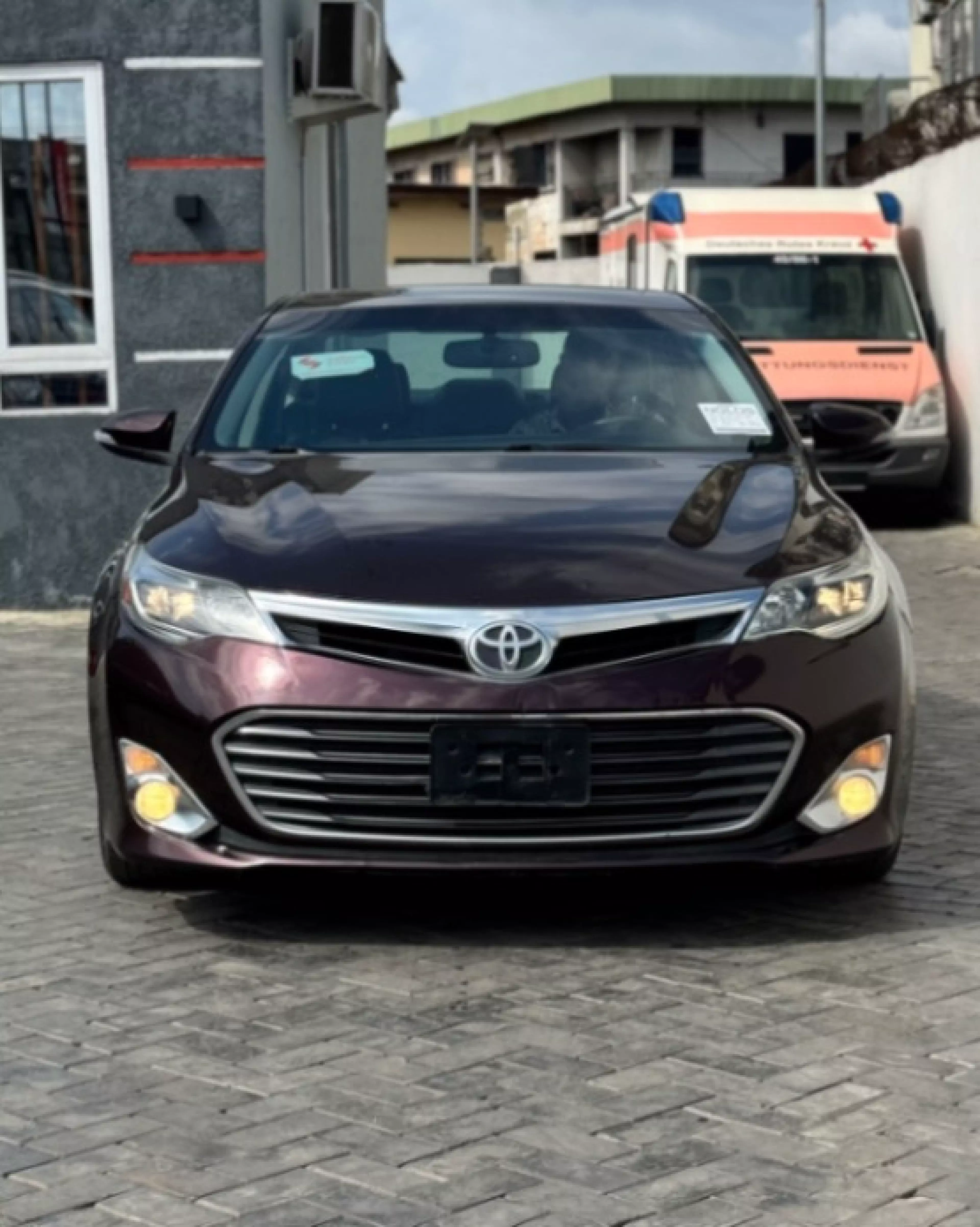 Toyota Avalon - 2013