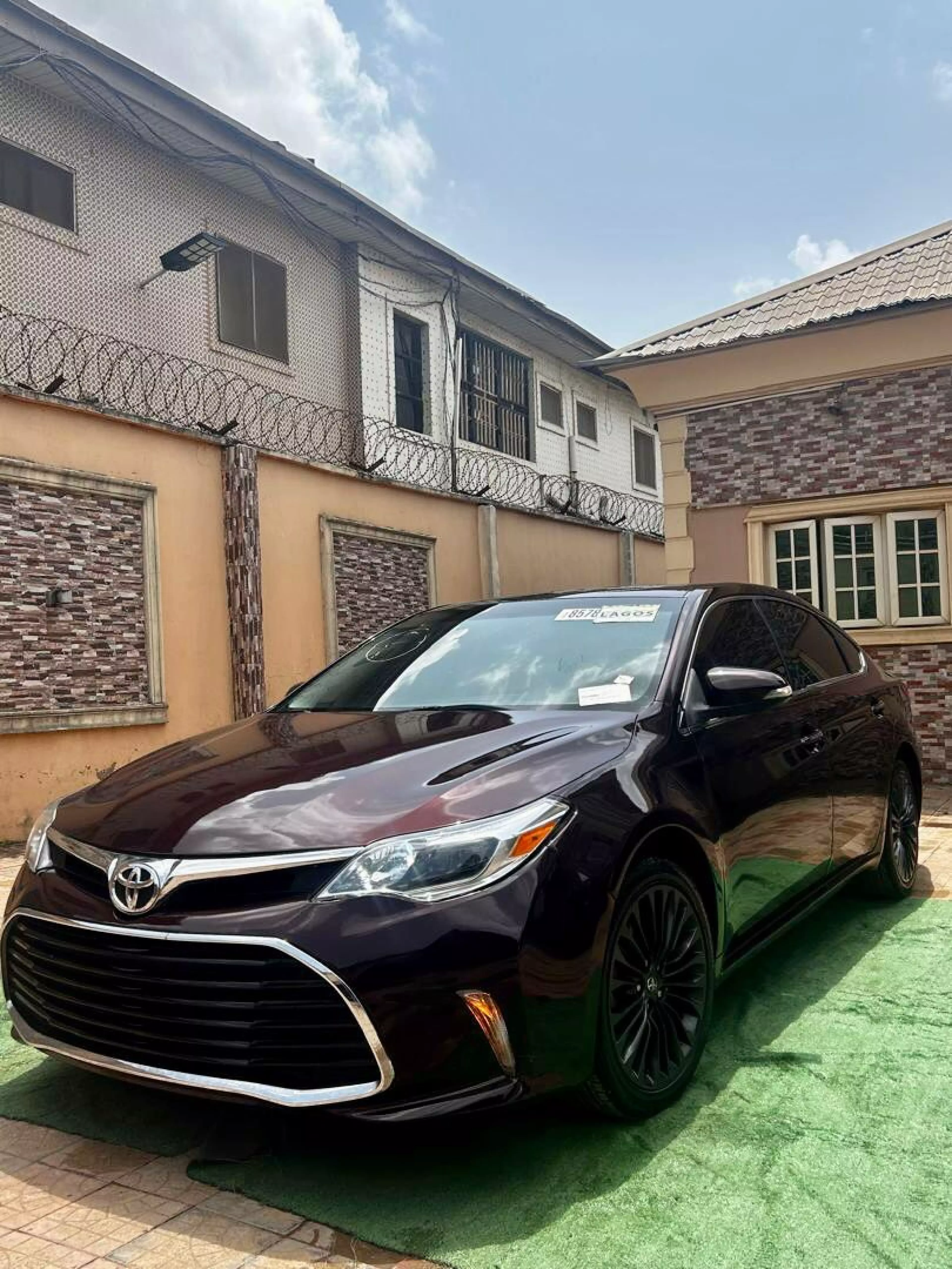 Toyota Avalon - 2016
