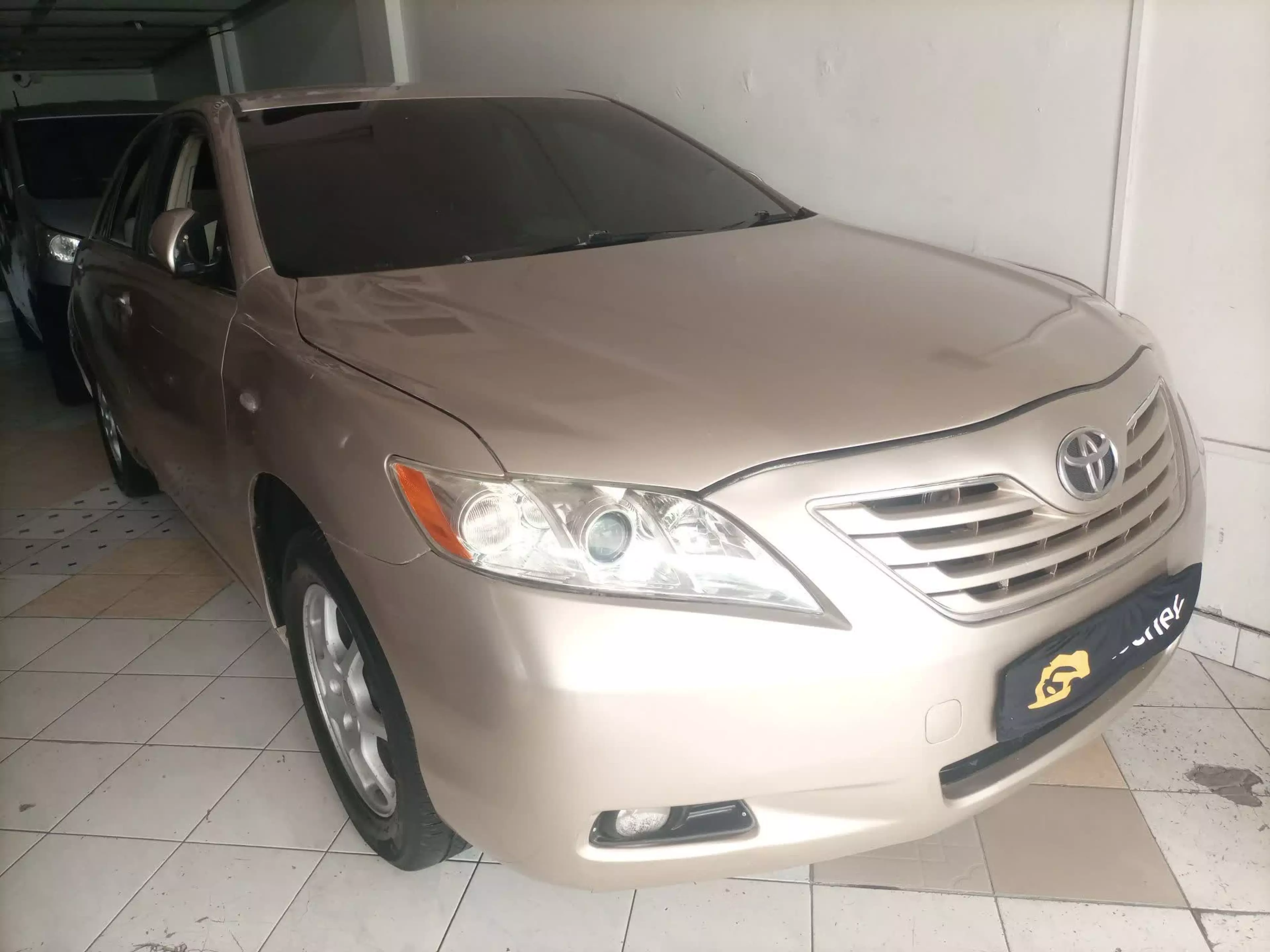 Toyota Camry - 2009