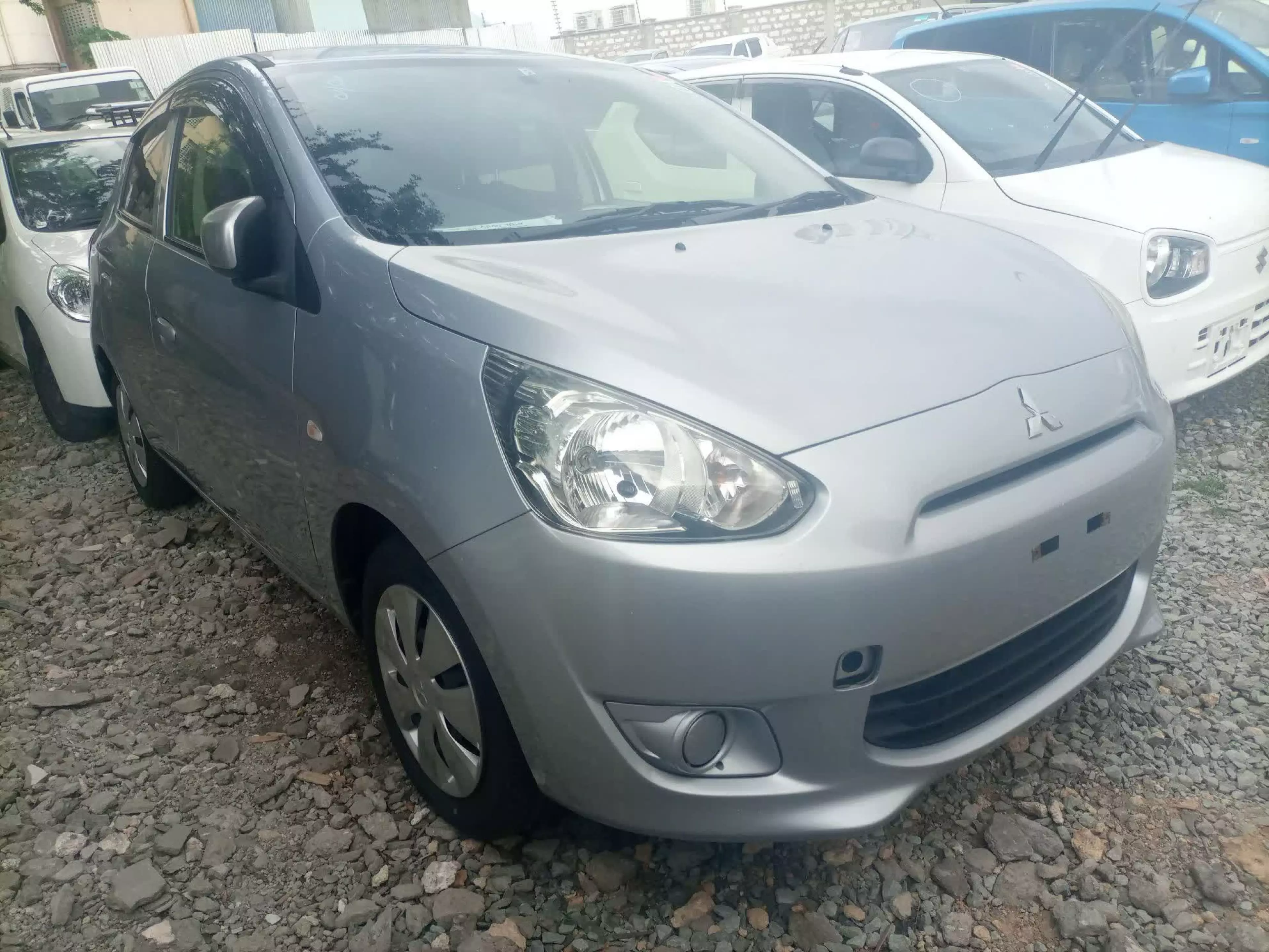 Mitsubishi Mirage - 2015