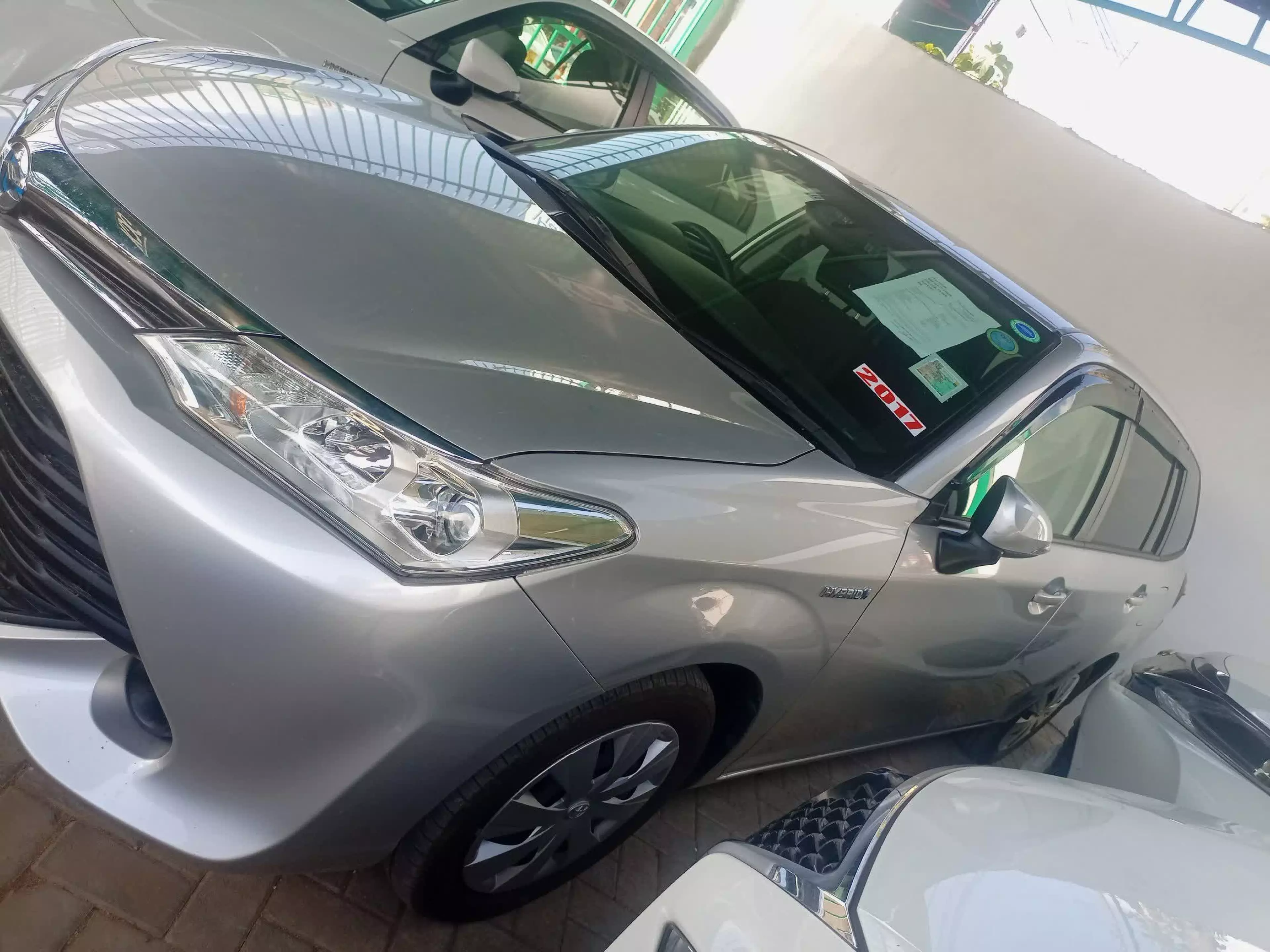 Toyota Fielder hybrid  - 2017
