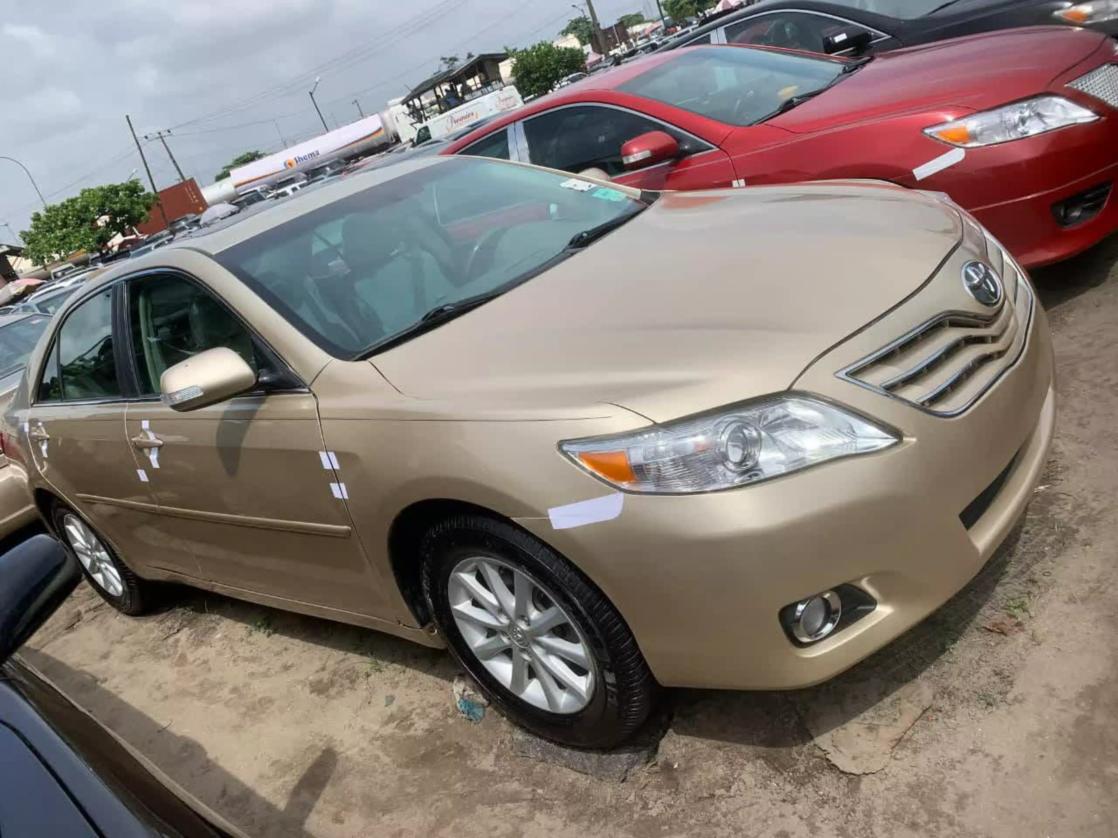 Toyota Camry - 2010